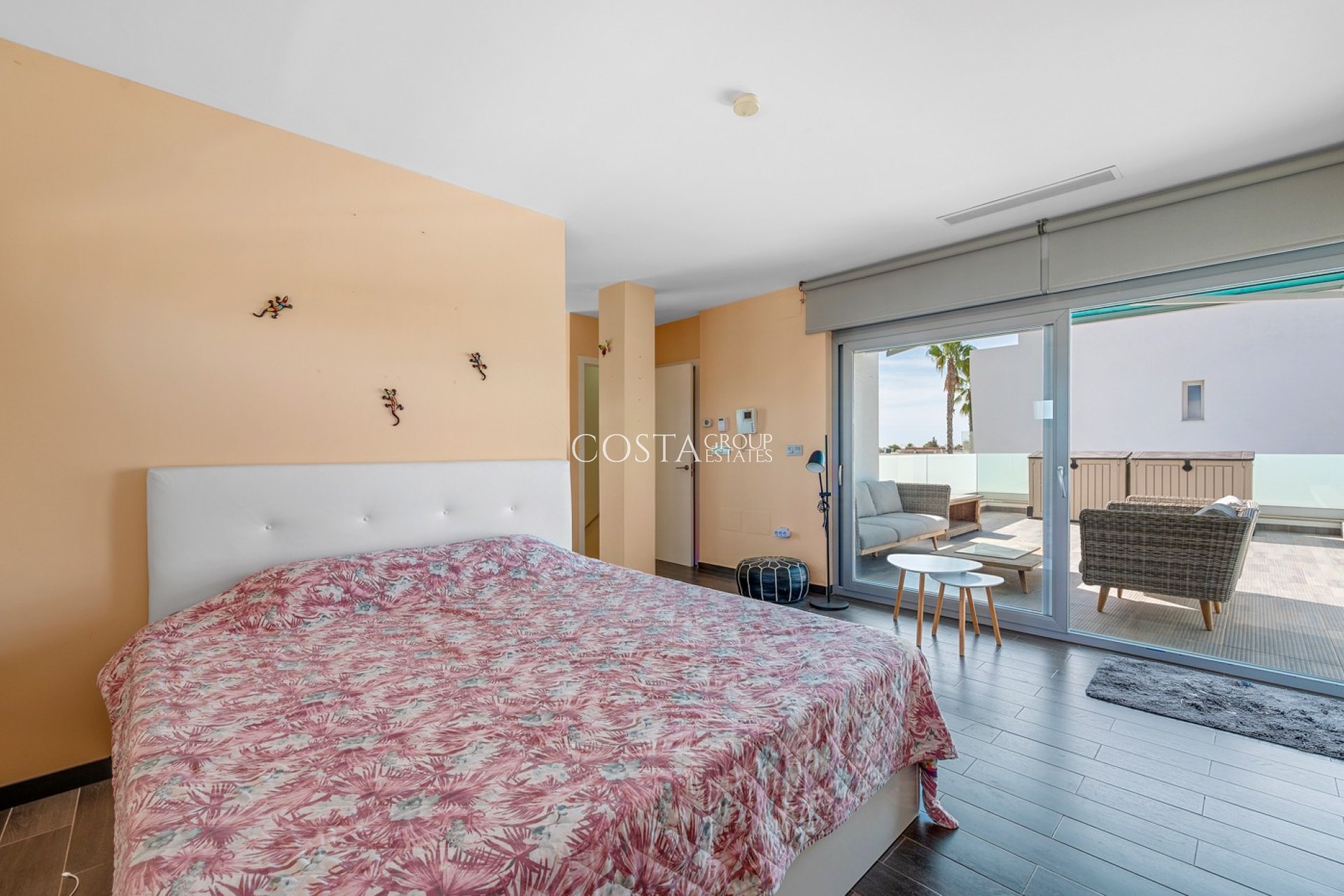 Resale - Villa -
Benijofar