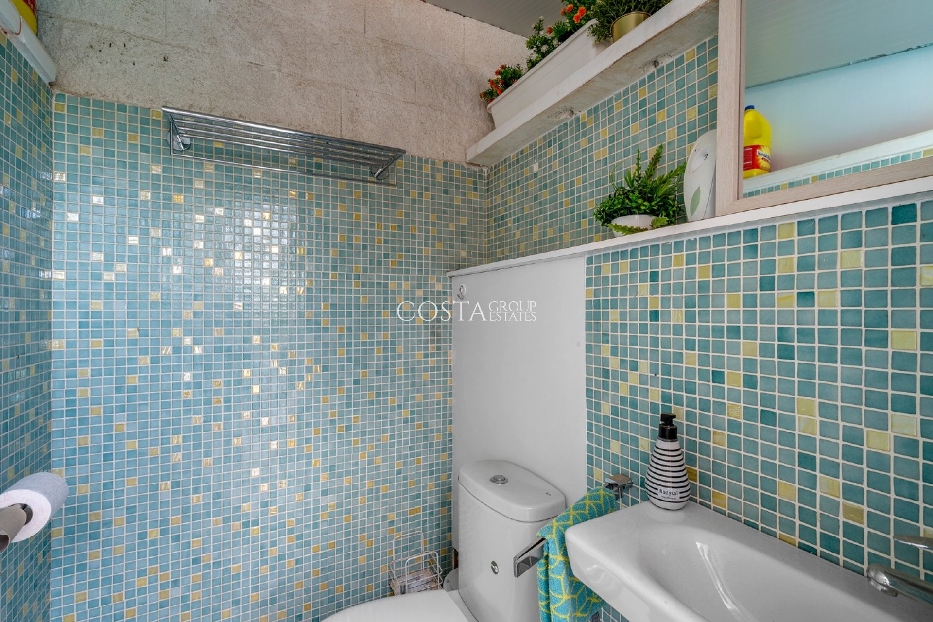 Resale - Villa -
Benijofar