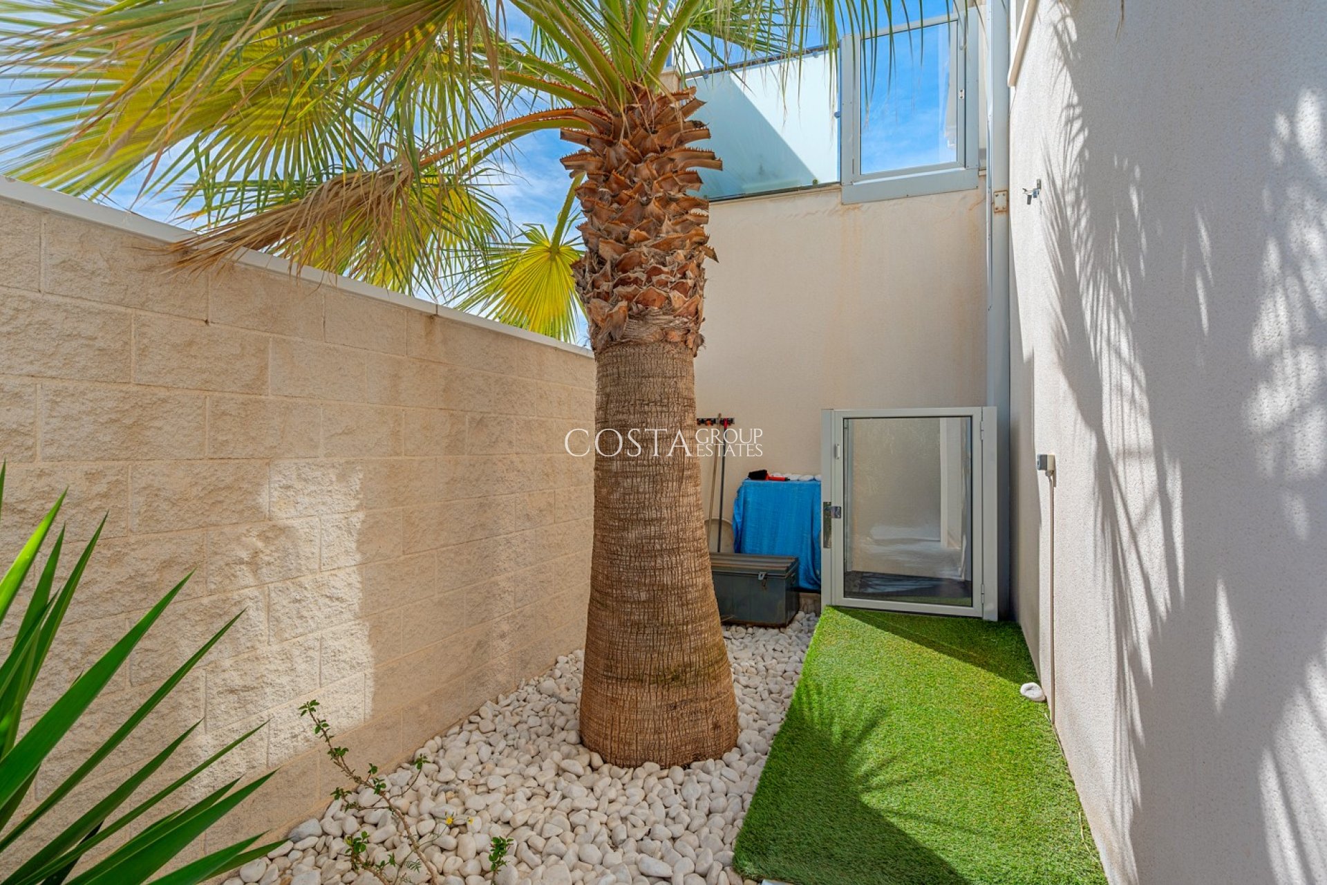 Resale - Villa -
Benijofar