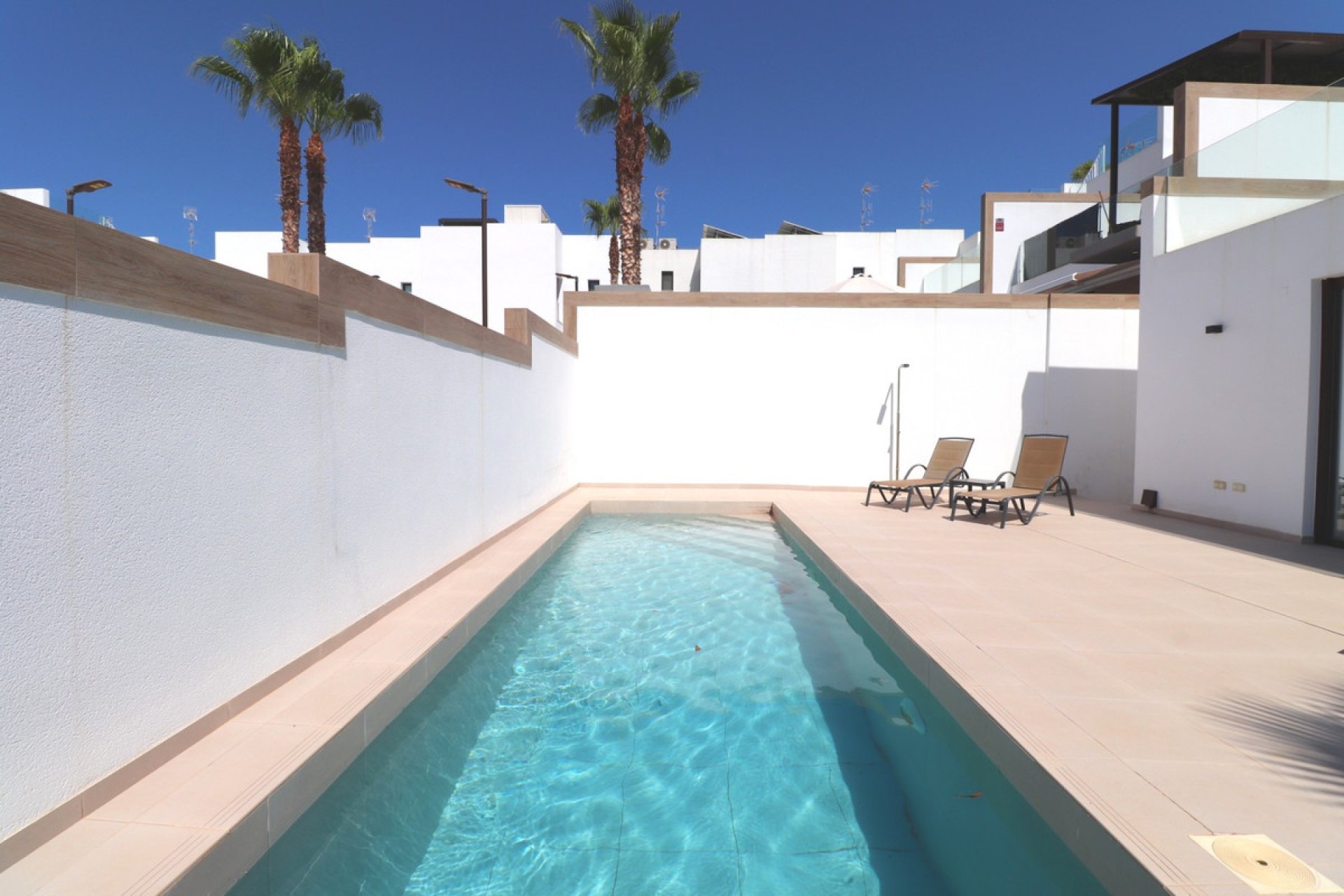Resale - Villa -
Benijofar