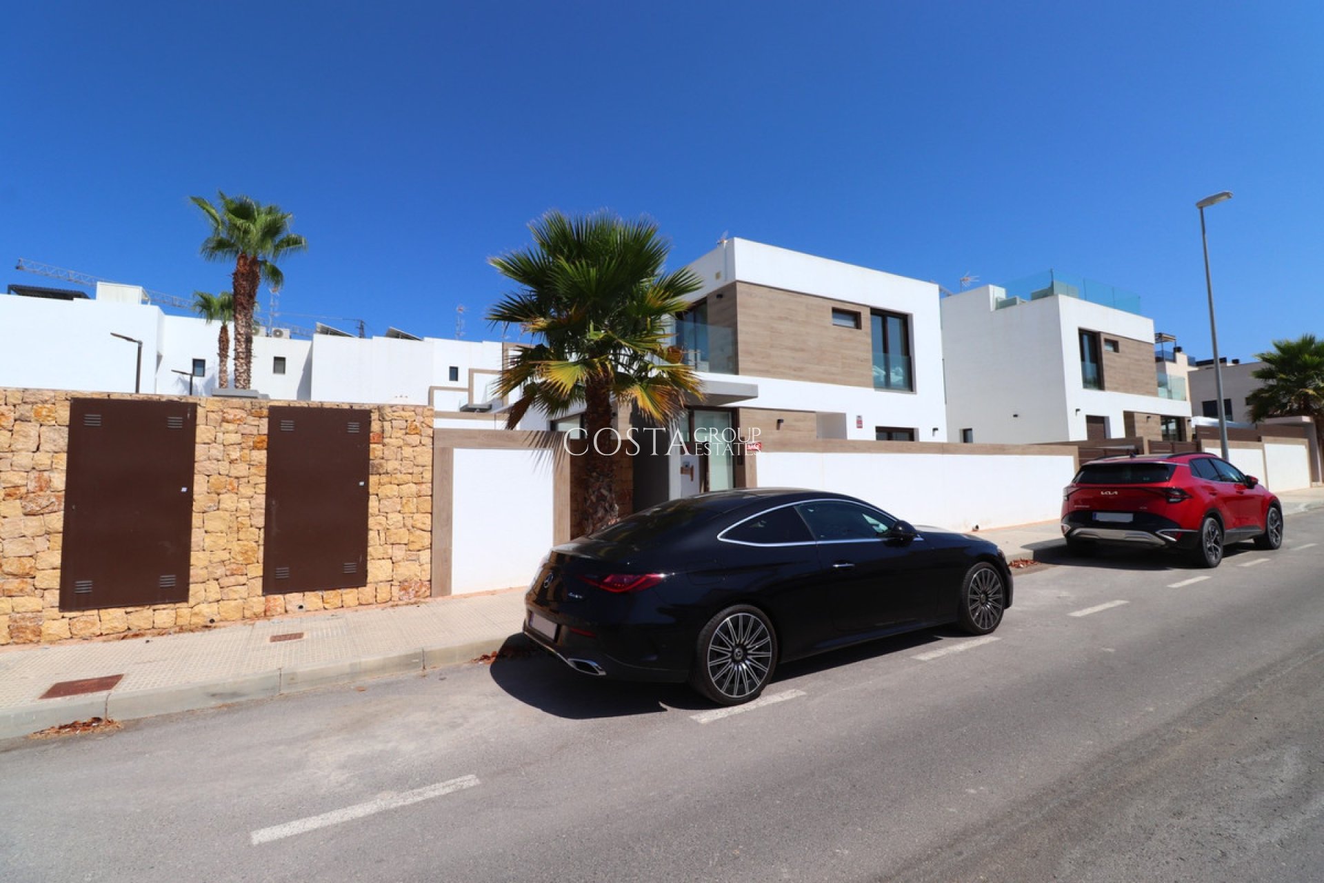 Resale - Villa -
Benijofar