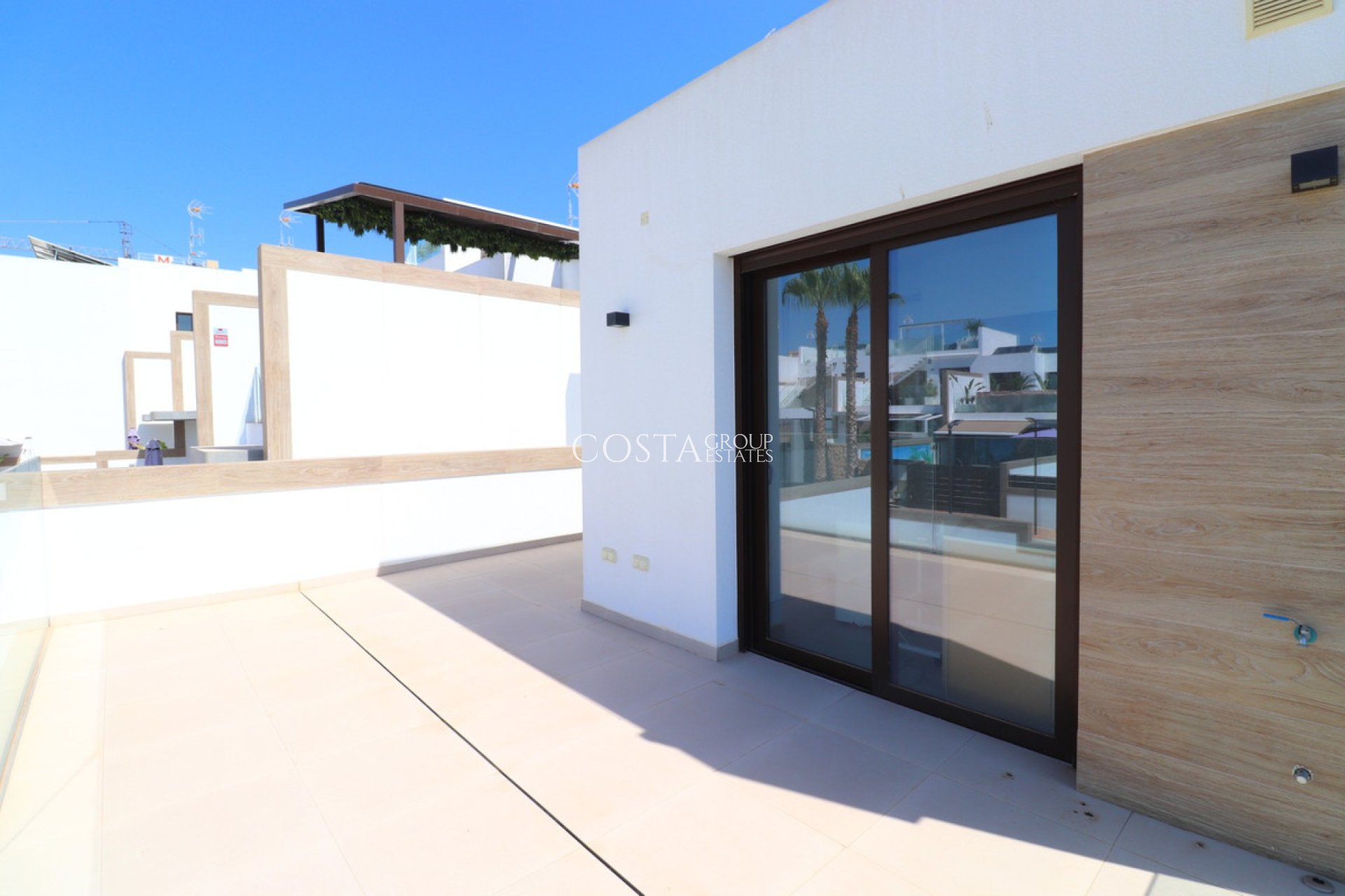 Resale - Villa -
Benijofar