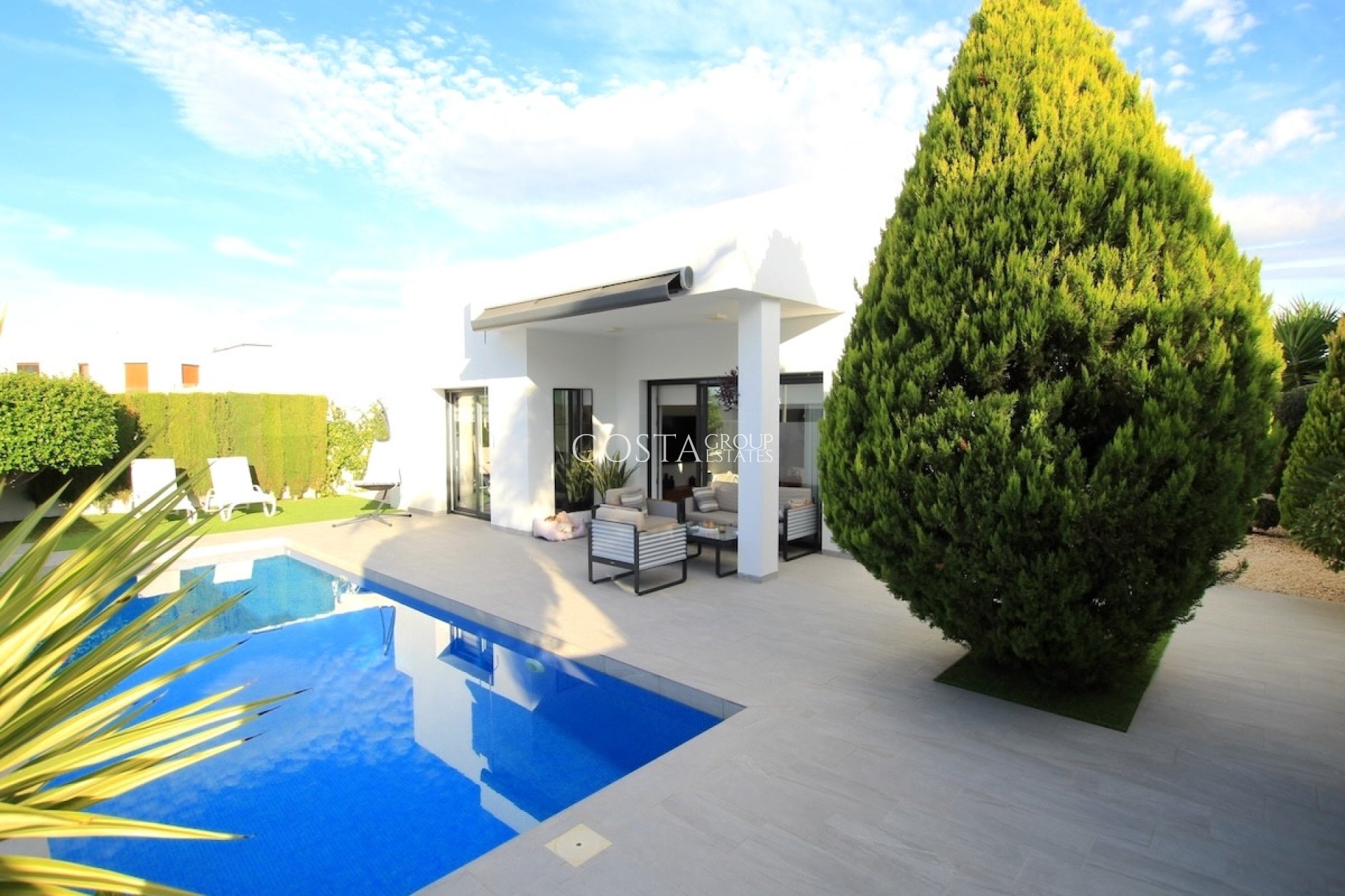 Resale - Villa -
Benijofar