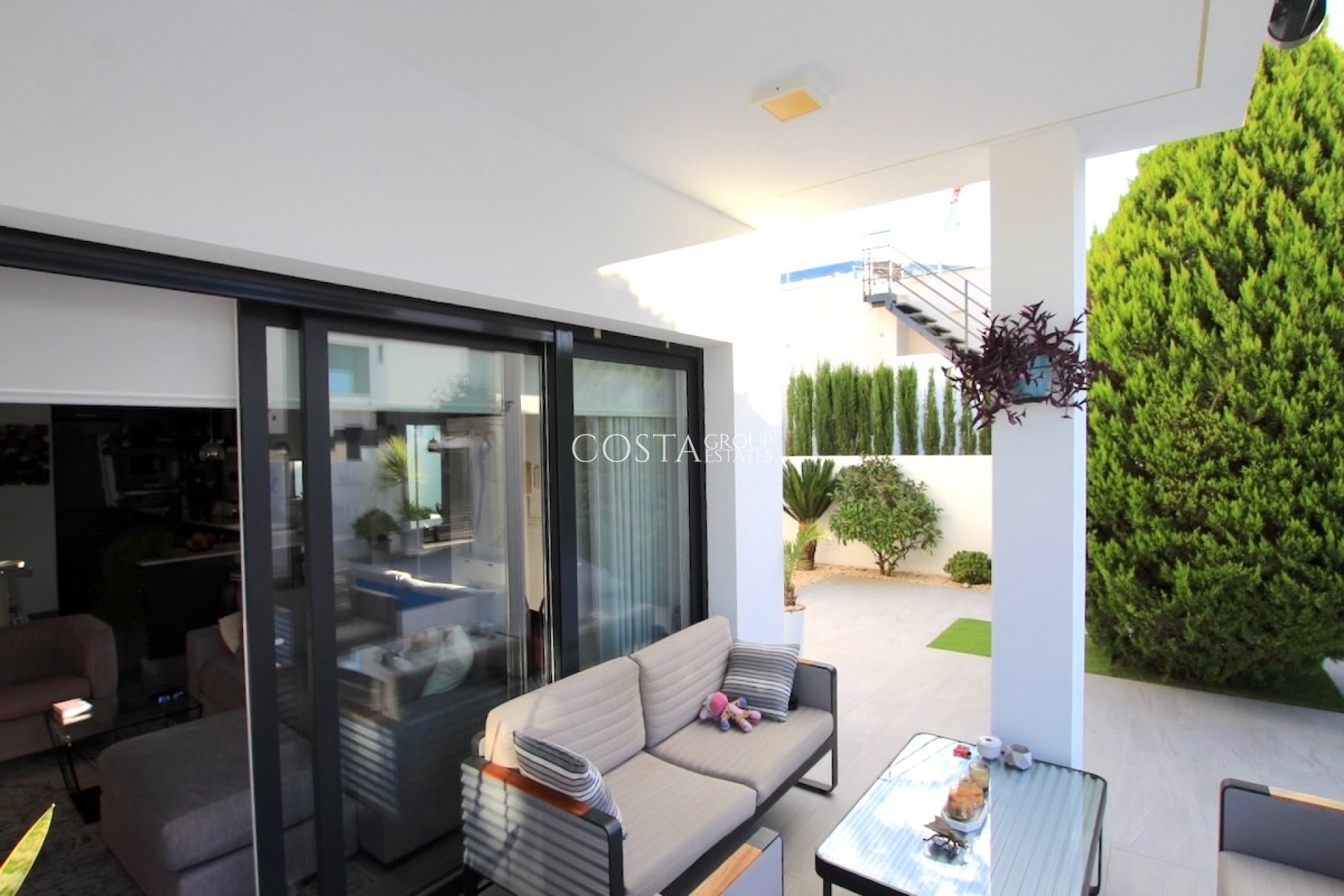 Resale - Villa -
Benijofar