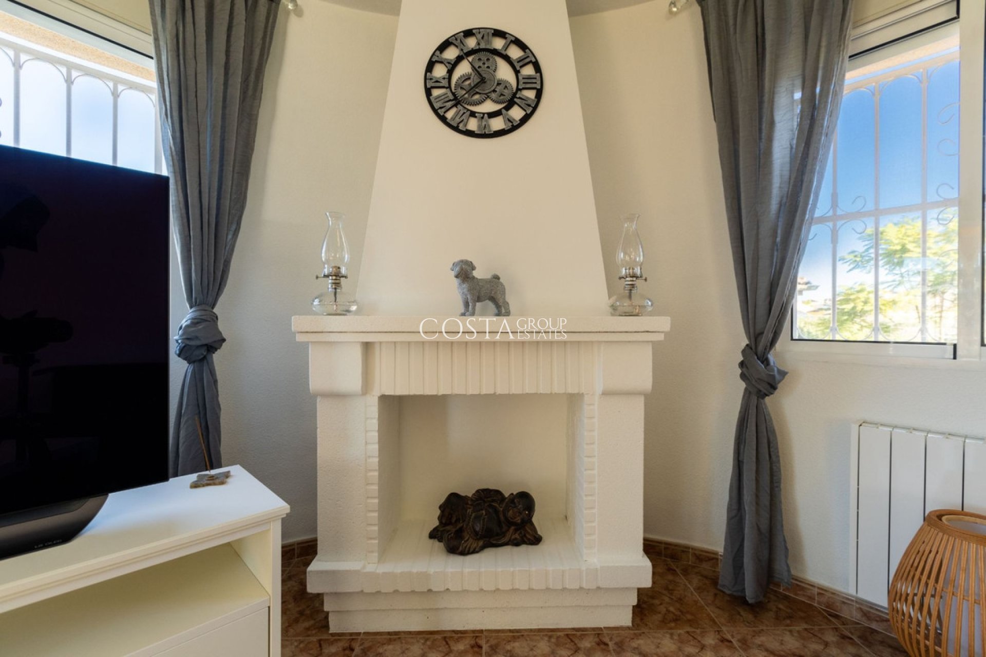 Resale - Villa -
Benijofar