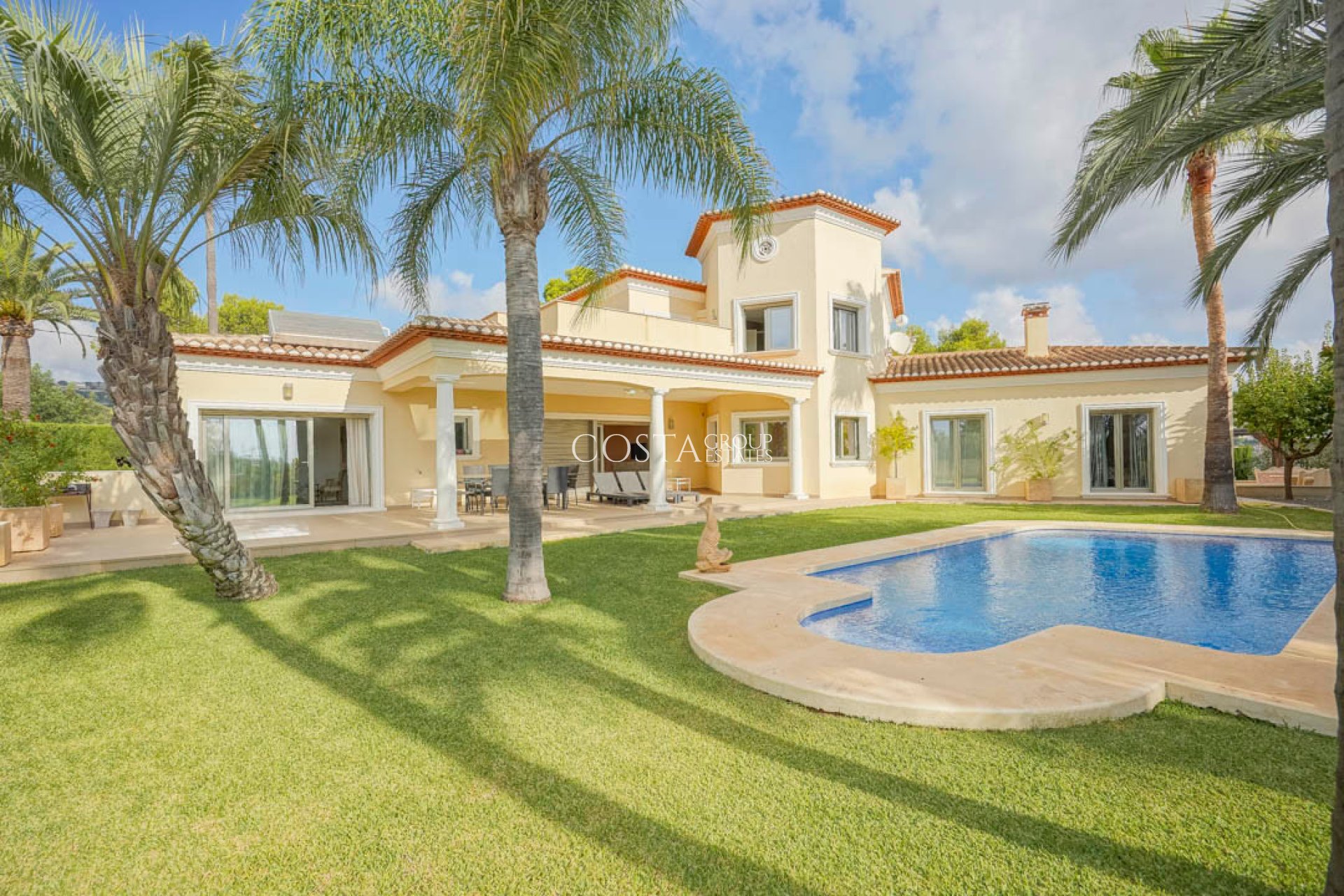 Resale - Villa -
Benissa - Benissa Centro