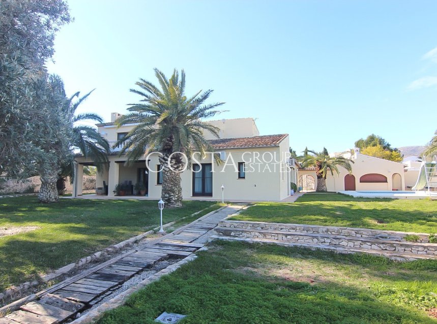 Resale - Villa -
Benissa - Benissa Centro