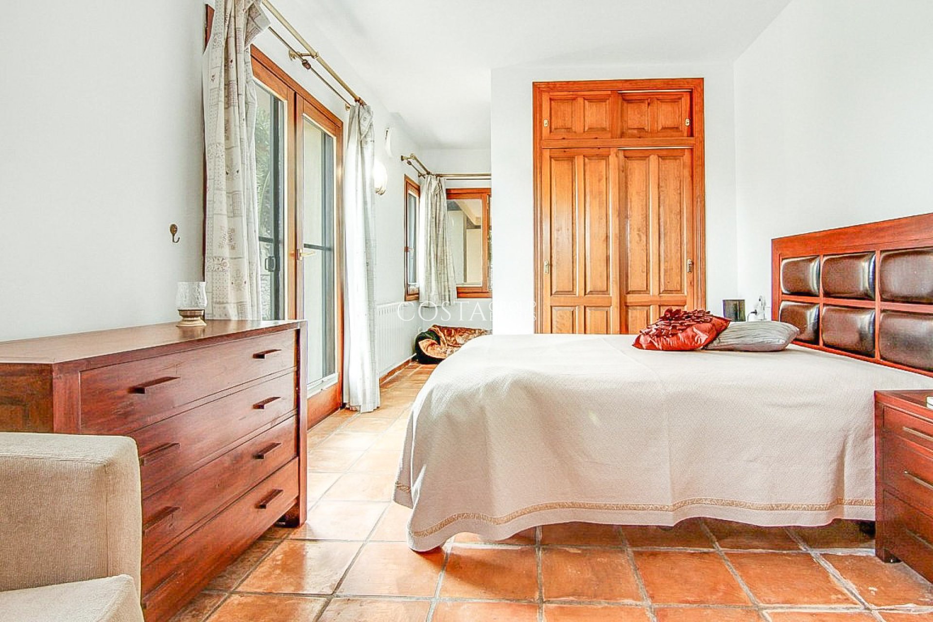Resale - Villa -
Benissa - Benissa Centro