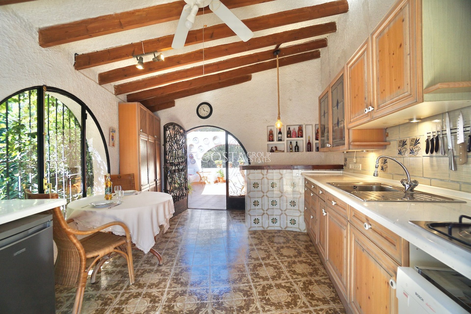 Resale - Villa -
Benissa - Benissa Centro