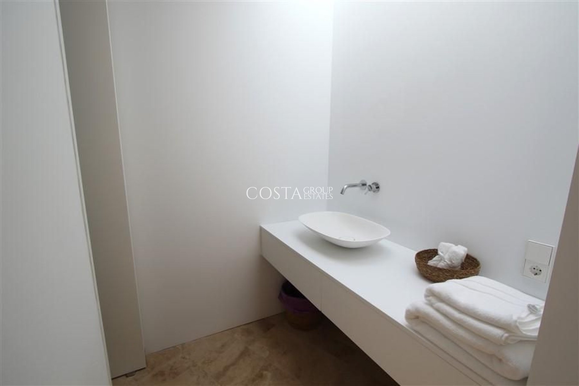 Resale - Villa -
Benissa - Benissa Centro