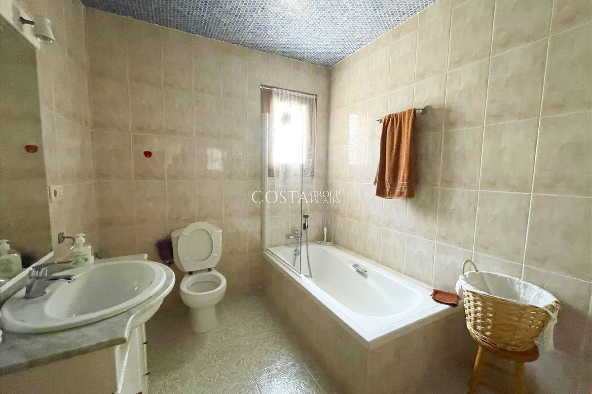 Resale - Villa -
Benissa - Benissa Centro