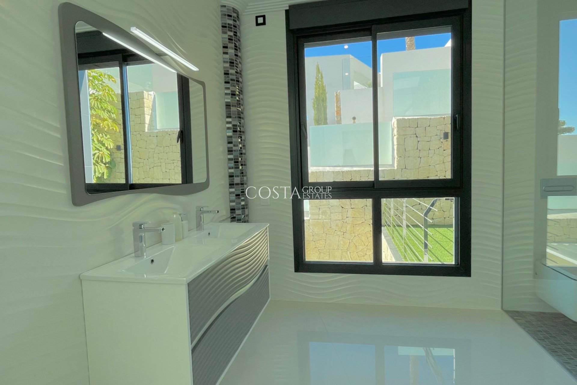 Resale - Villa -
Benissa - Benissa Centro