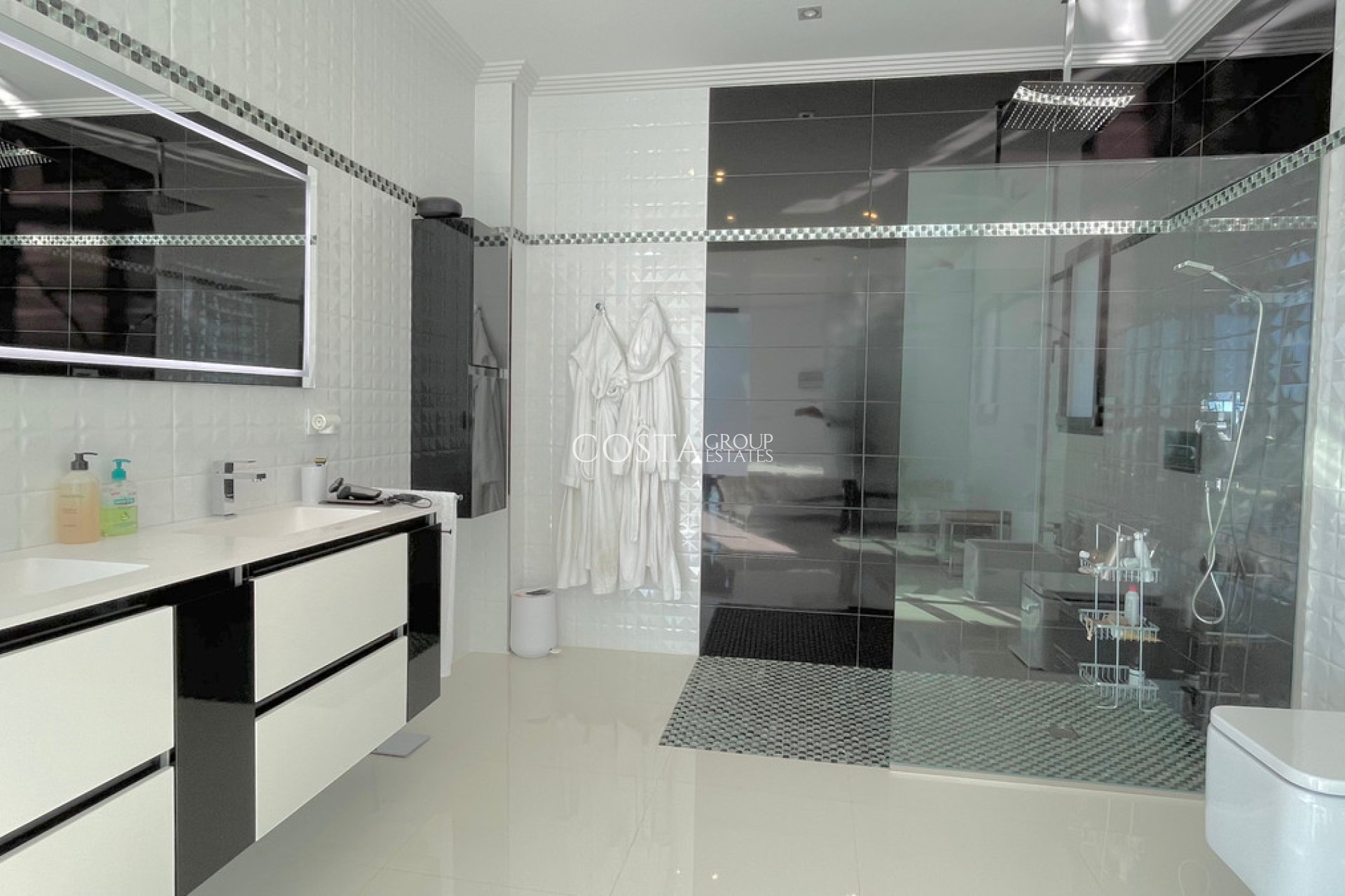 Resale - Villa -
Benissa - Benissa Centro