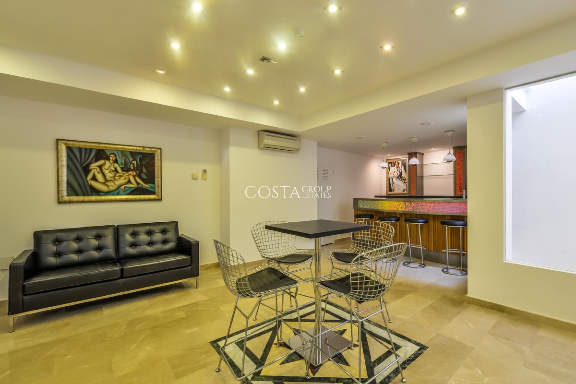 Resale - Villa -
Benissa - Benissa Centro