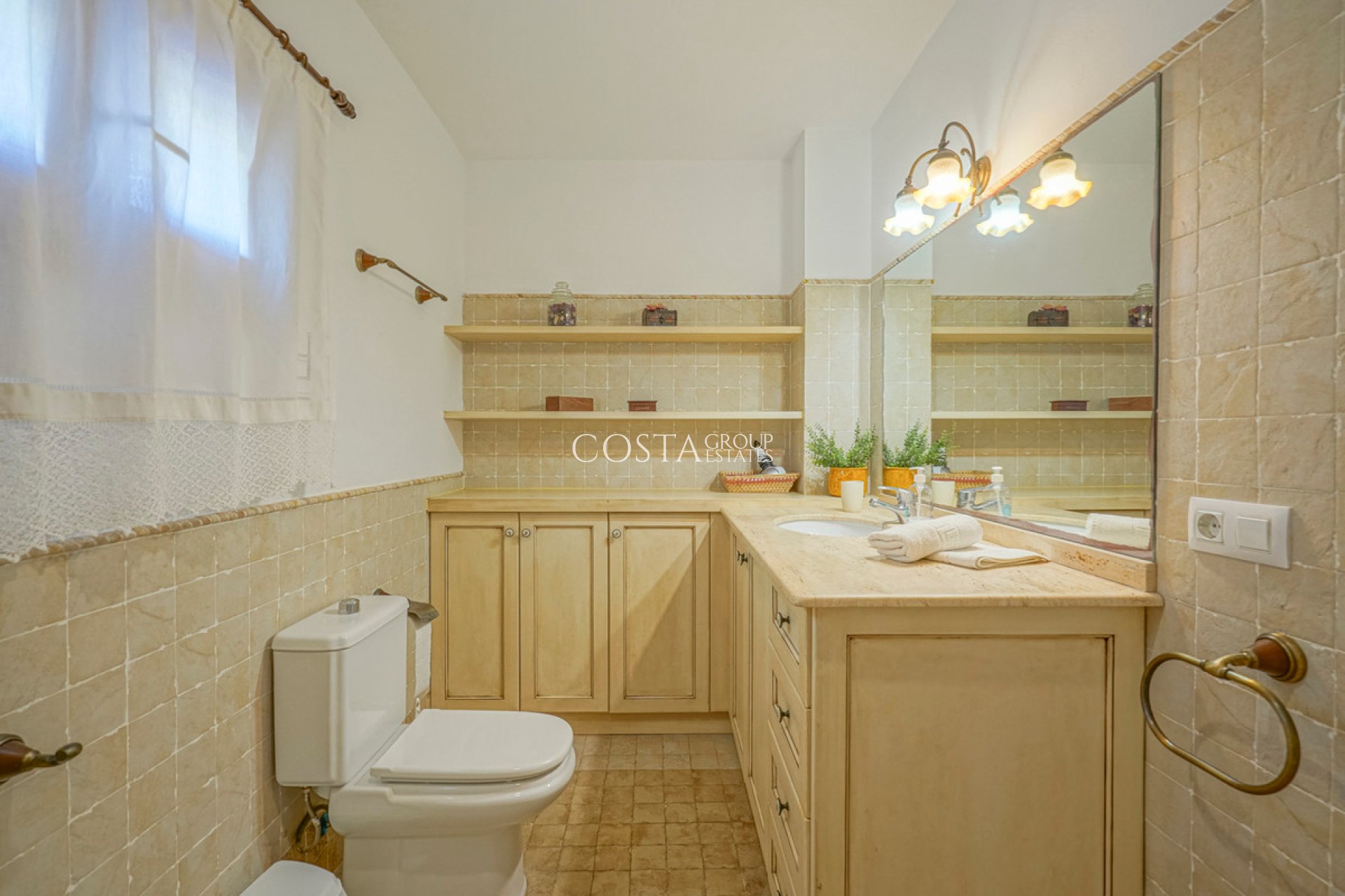 Resale - Villa -
Benissa - Benissa Centro