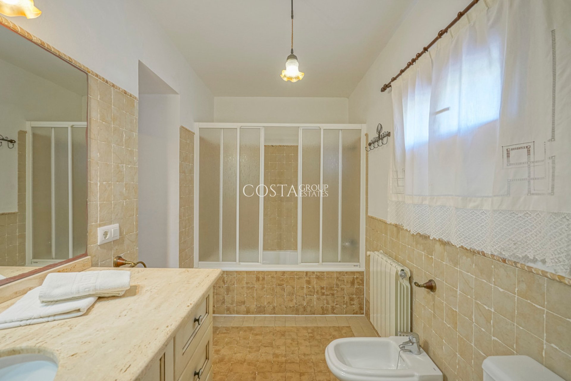 Resale - Villa -
Benissa - Benissa Centro