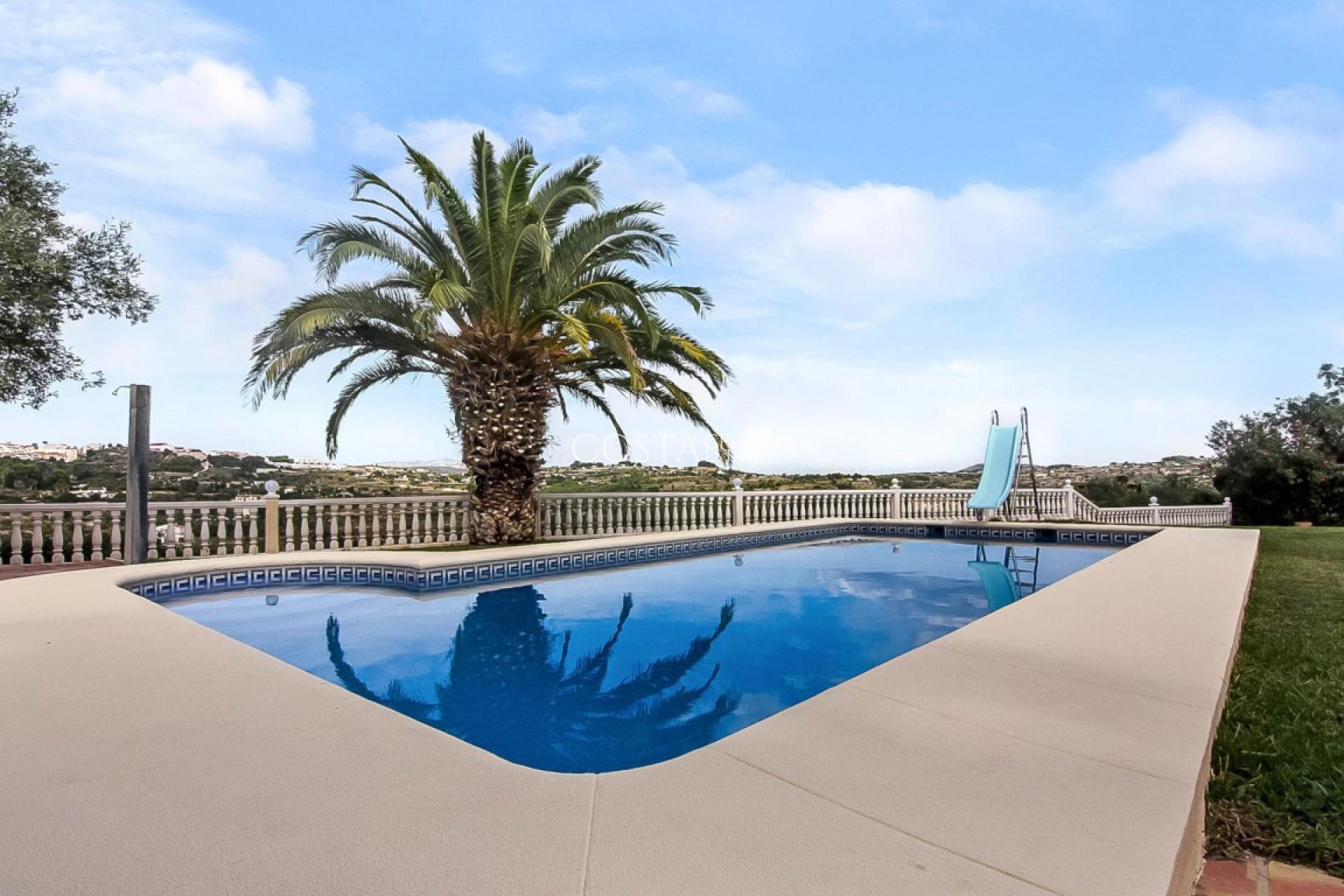 Resale - Villa -
Benissa - Benissa Centro