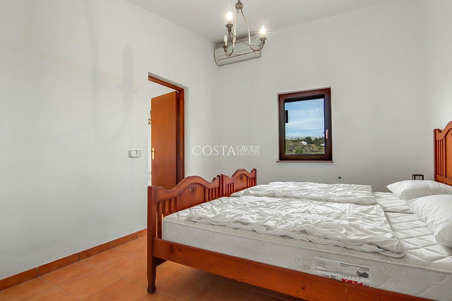 Resale - Villa -
Benissa - Benissa Centro