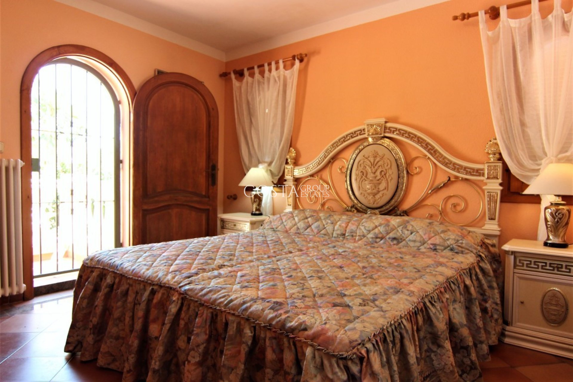 Resale - Villa -
Benissa - Benissa Centro