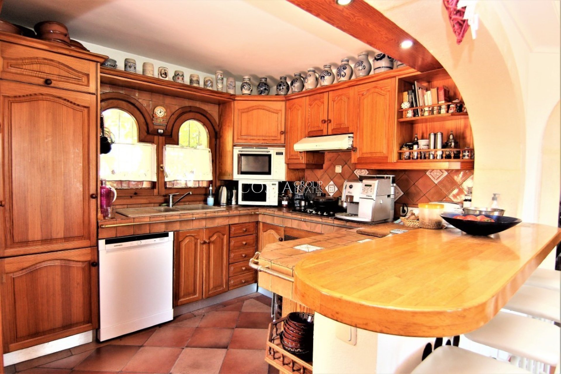 Resale - Villa -
Benissa - Benissa Centro