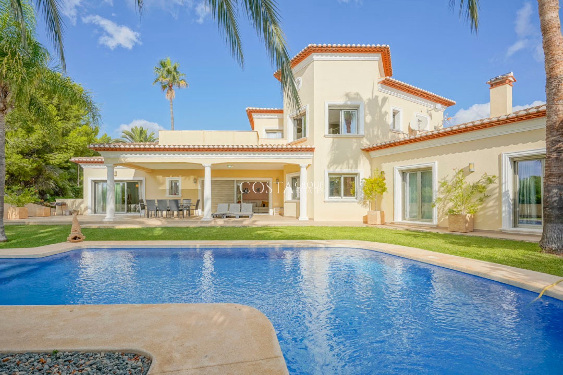 Resale - Villa -
Benissa - Benissa Centro