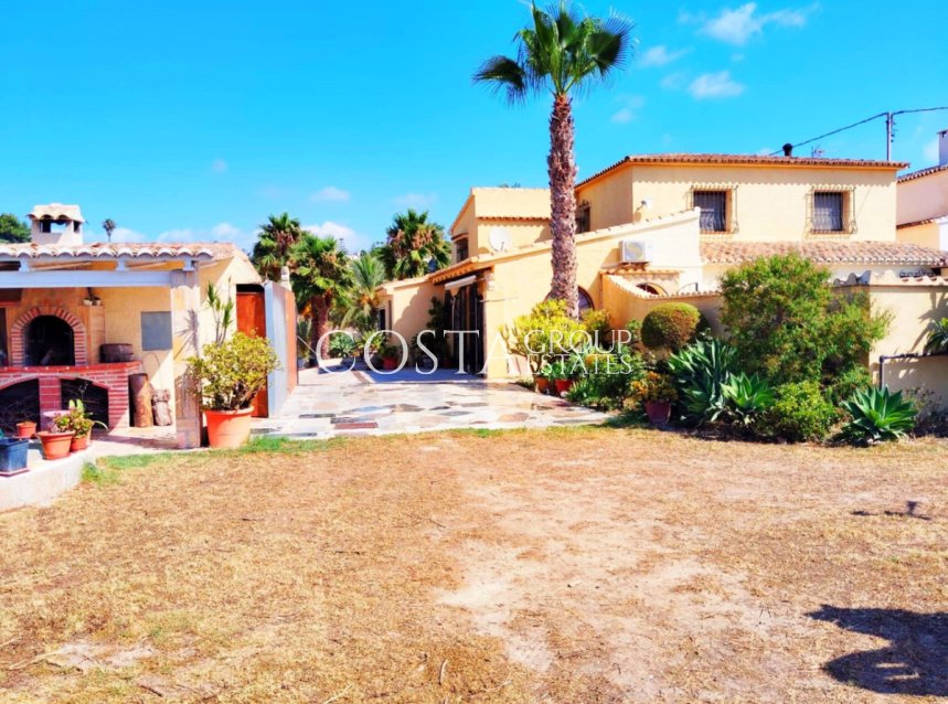 Resale - Villa -
Benissa - Benissa Centro