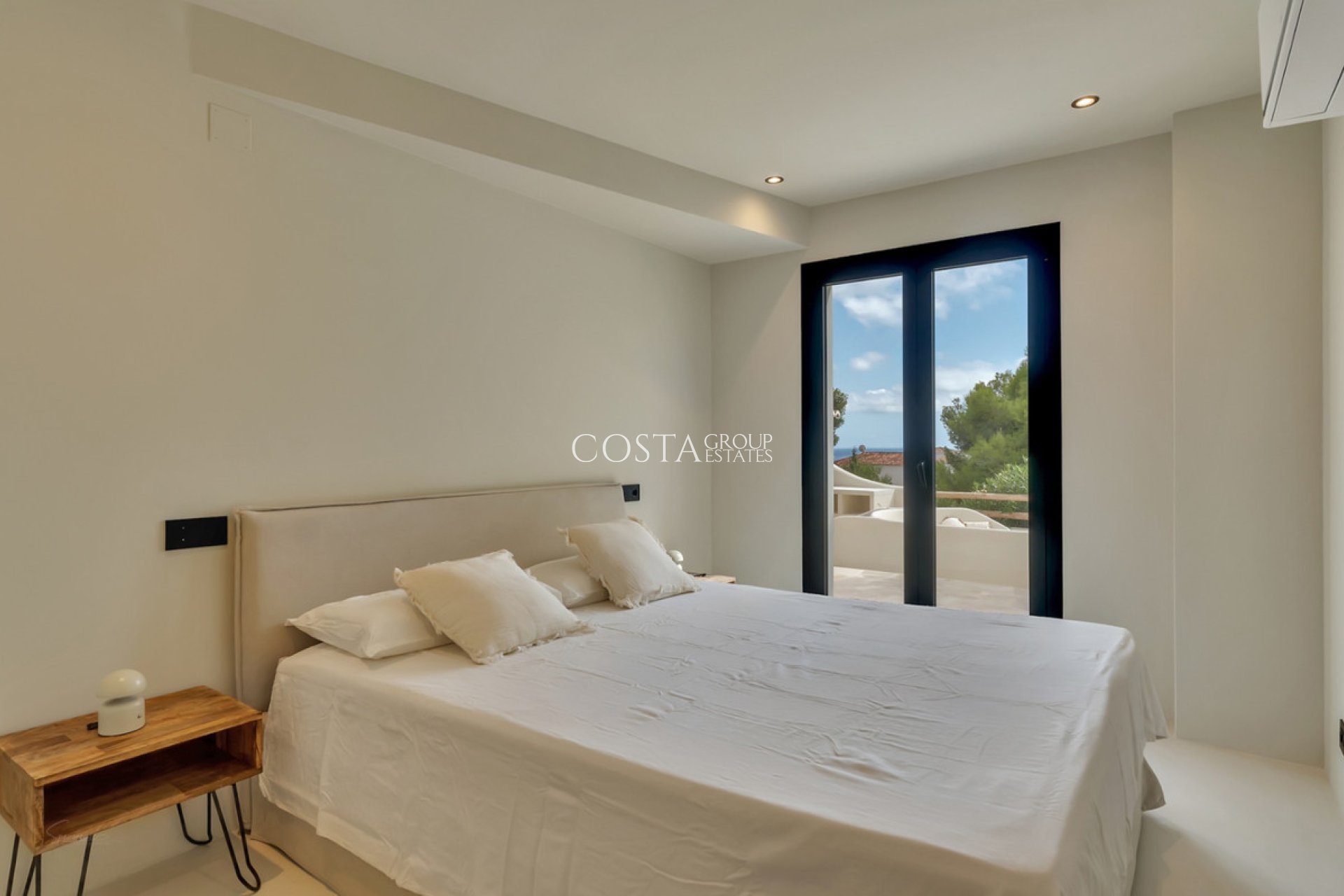 Resale - Villa -
Benissa - Benissa Centro