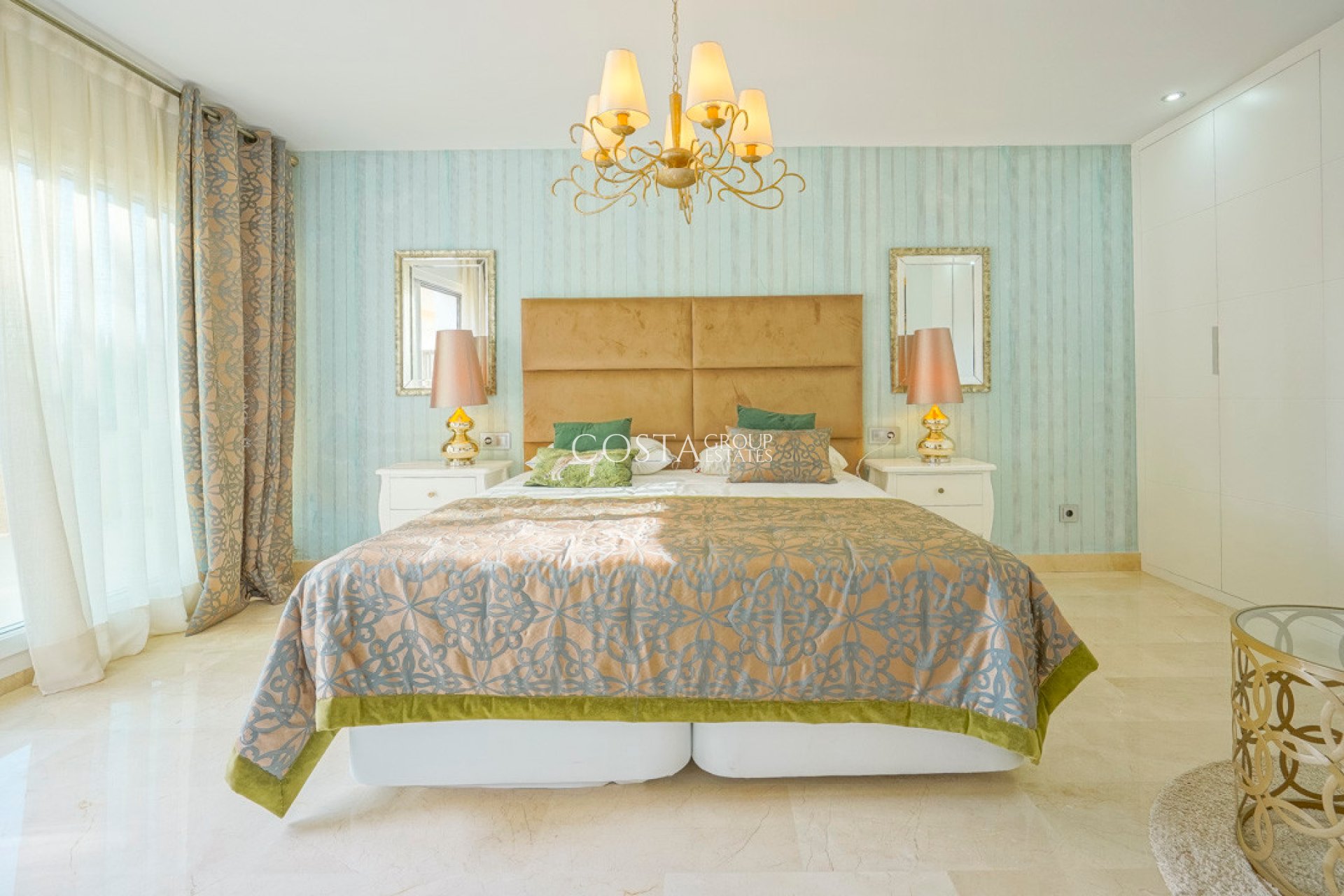 Resale - Villa -
Benissa - Benissa Centro