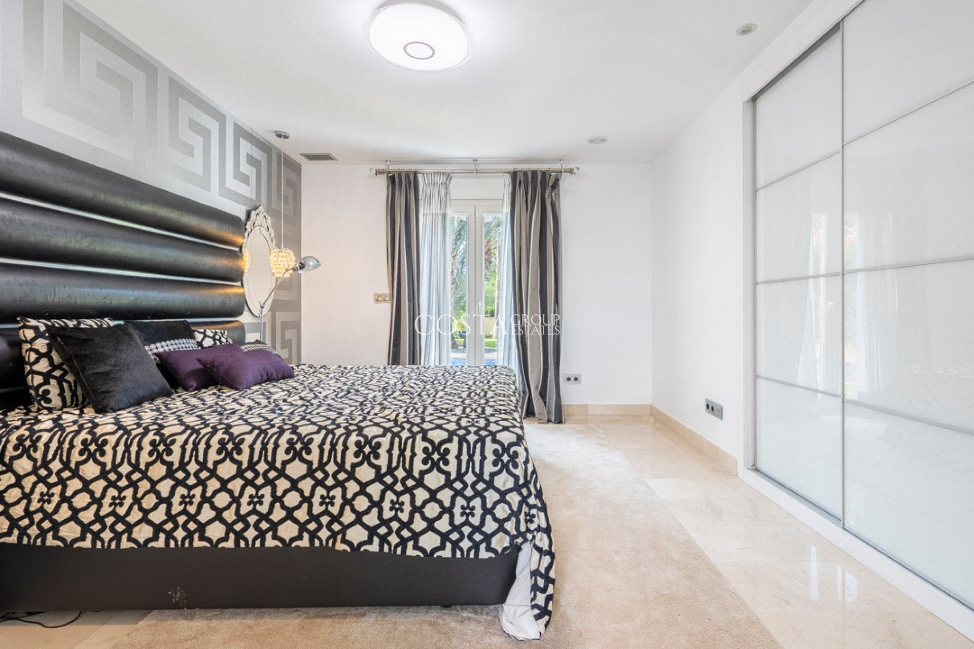 Resale - Villa -
Benissa - Benissa Centro