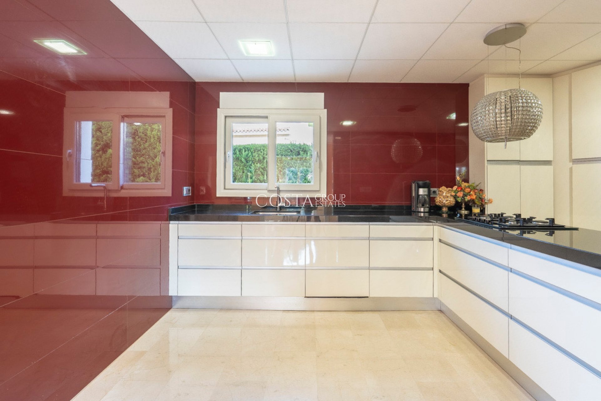 Resale - Villa -
Benissa - Benissa Centro