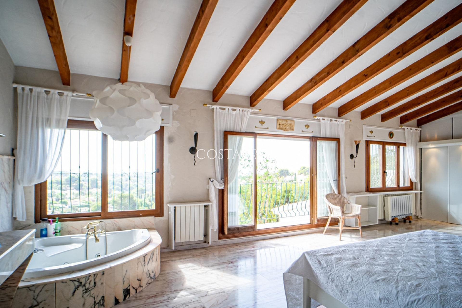 Resale - Villa -
Benissa - Benissa Centro