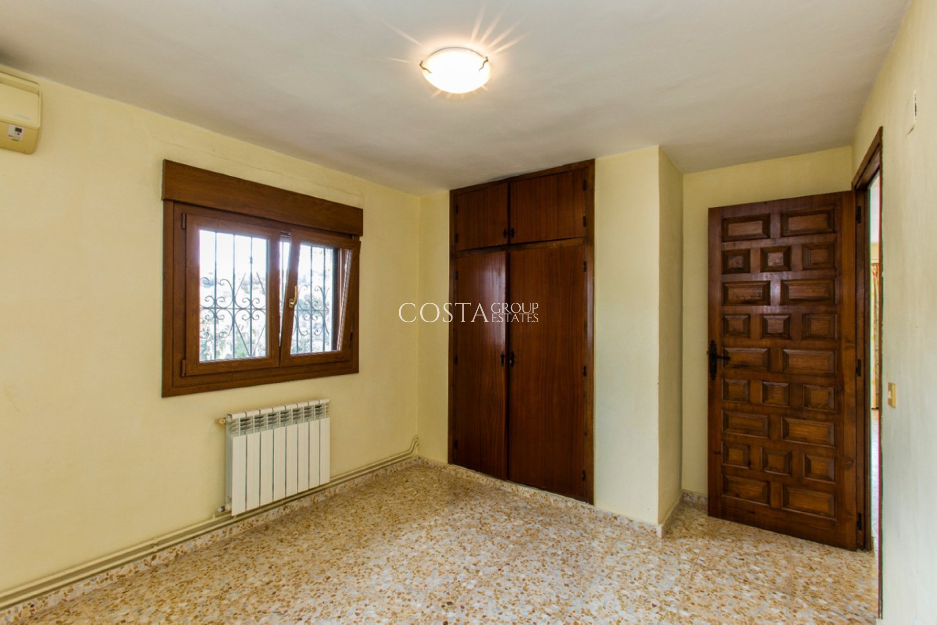 Resale - Villa -
Benissa - Benissa Centro