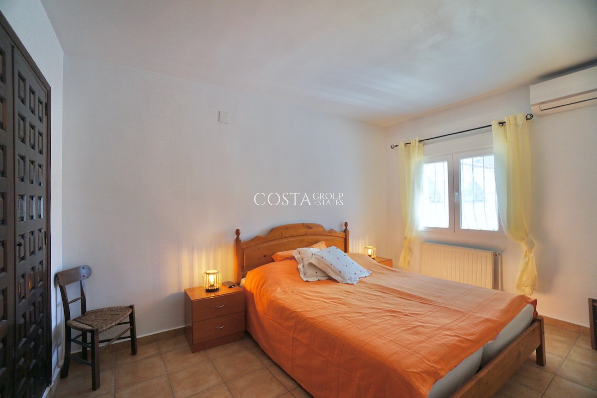 Resale - Villa -
Benissa - Benissa Centro