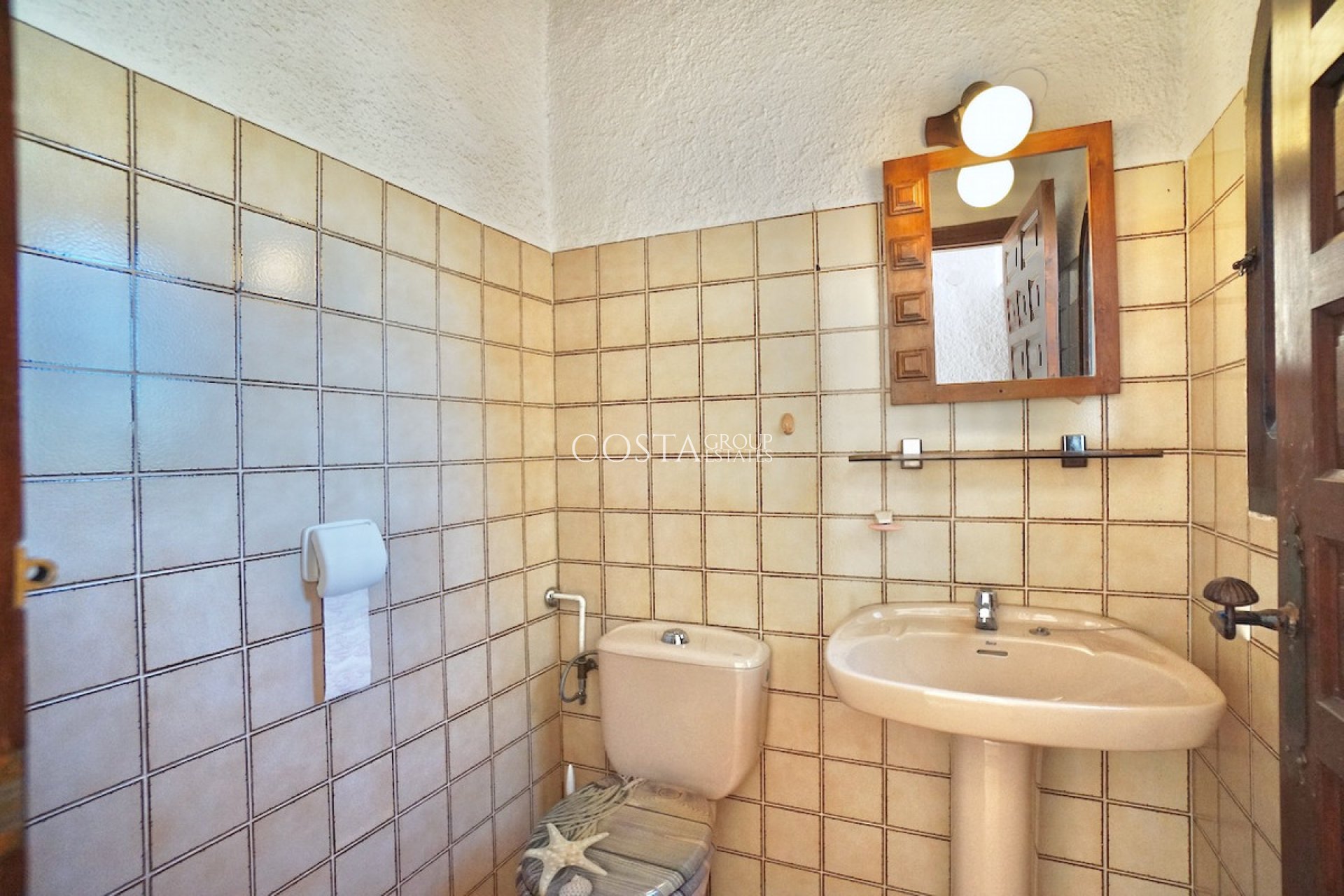 Resale - Villa -
Benissa - Benissa Centro