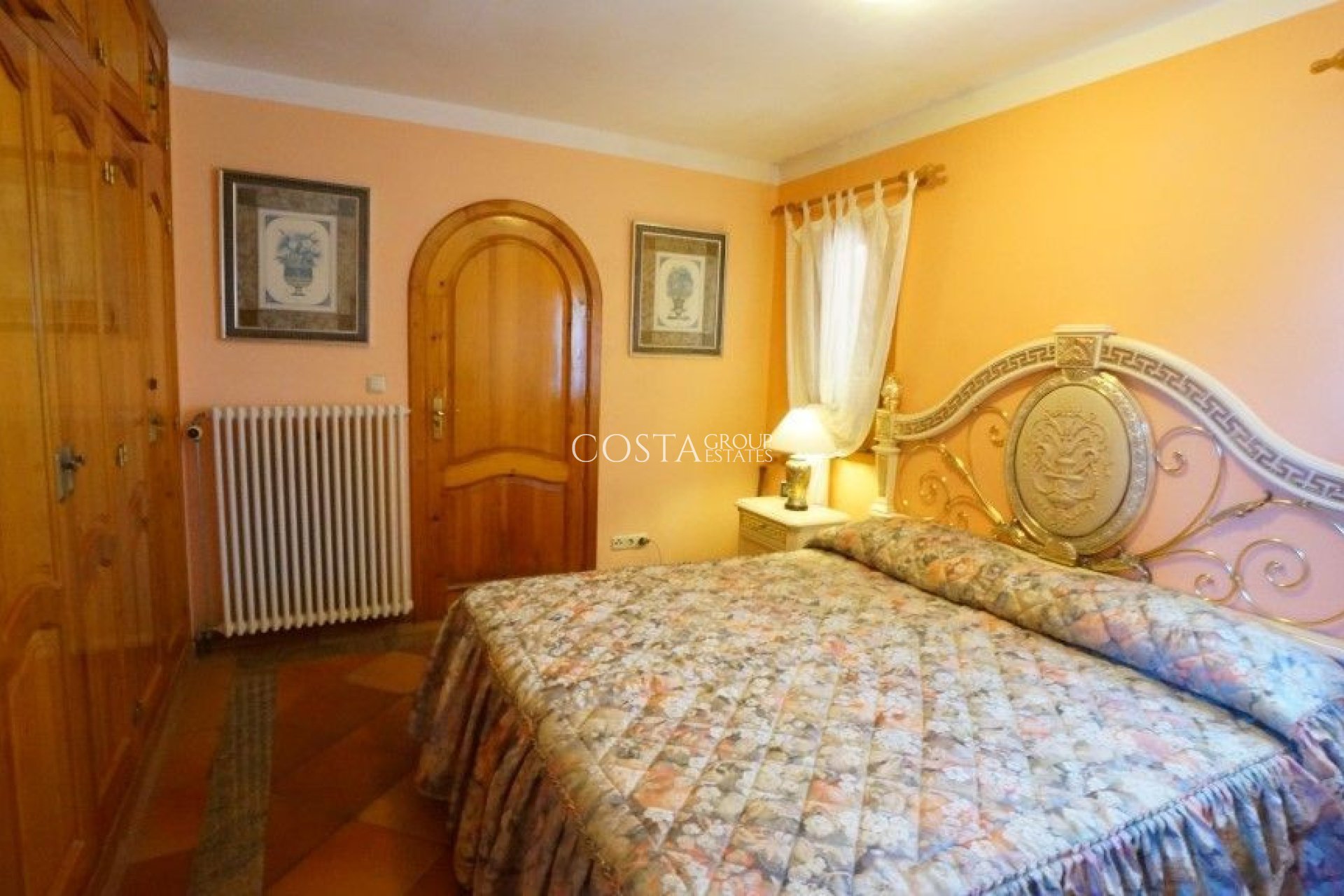 Resale - Villa -
Benissa - Benissa Centro