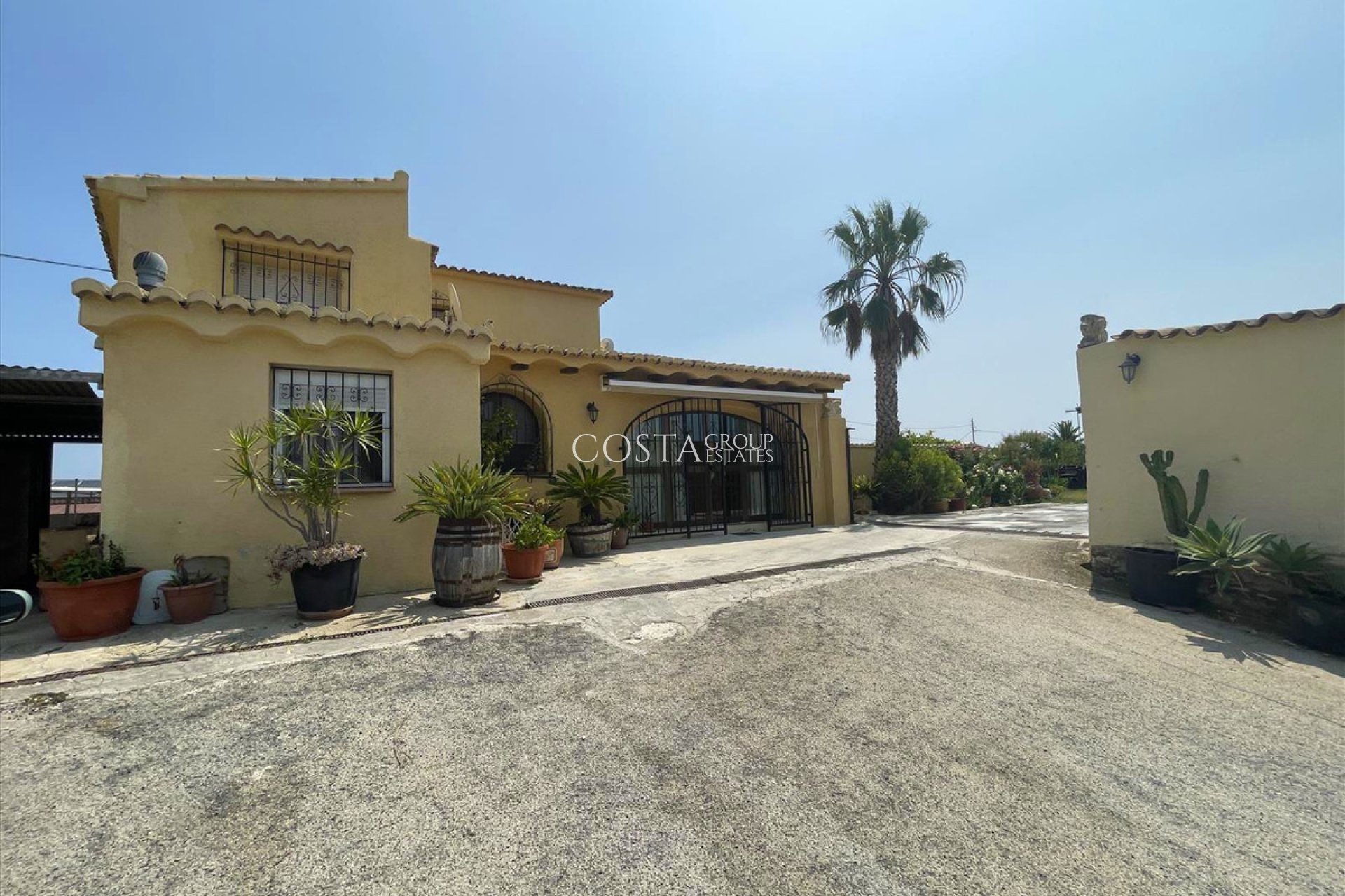 Resale - Villa -
Benissa - Benissa Centro