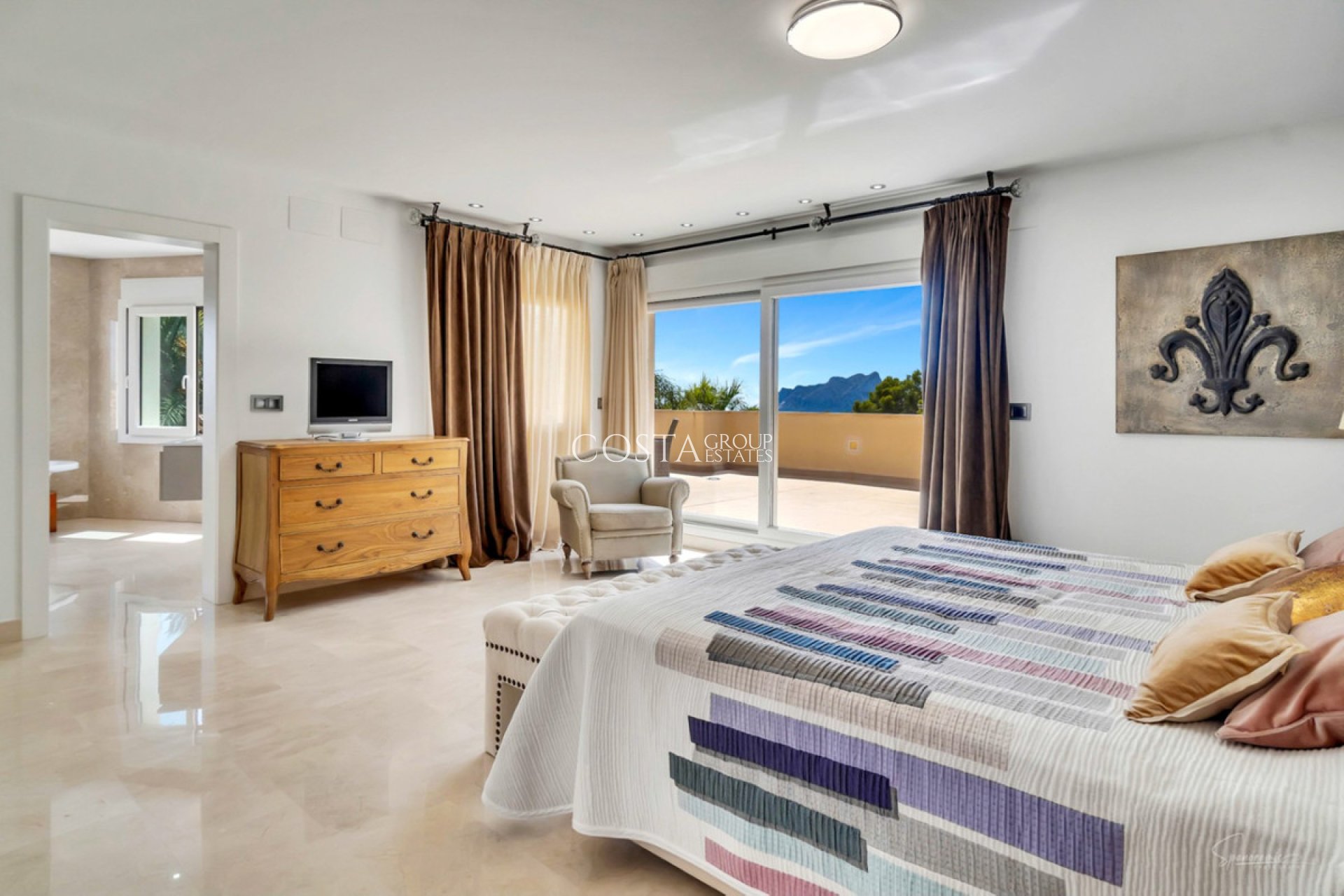 Resale - Villa -
Benissa - Benissa Centro