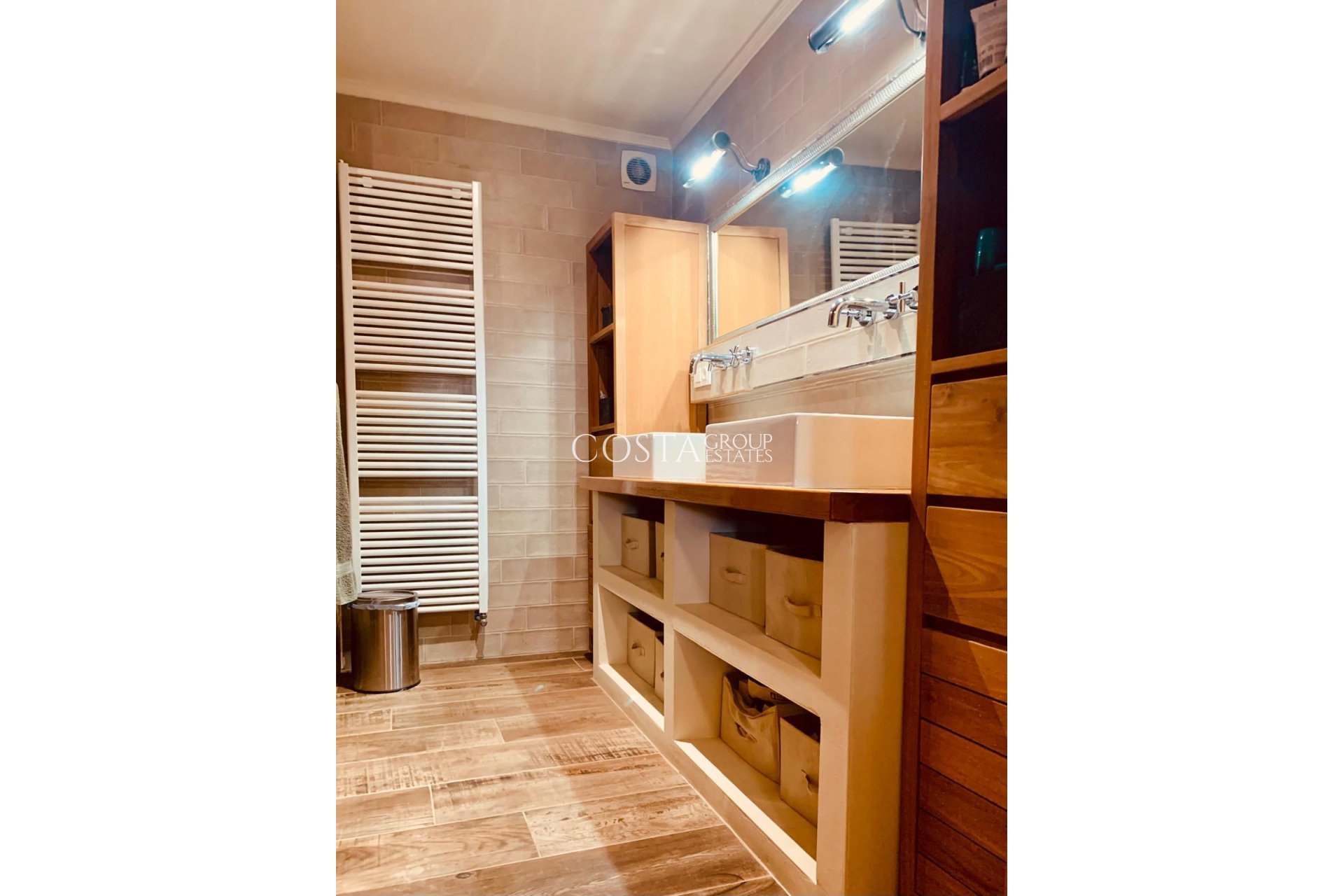 Resale - Villa -
Benissa - Benissa Centro