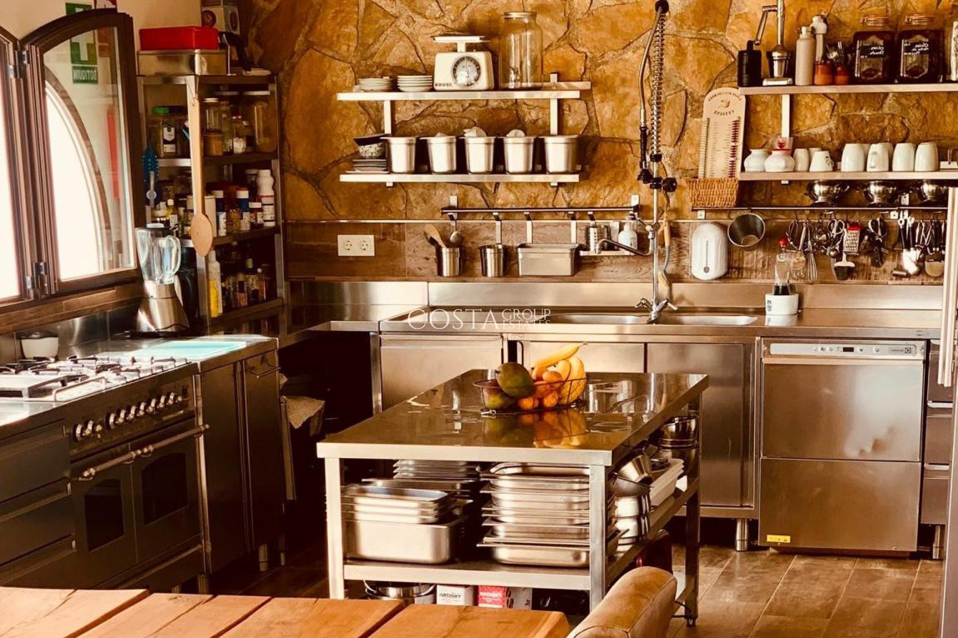 Resale - Villa -
Benissa - Benissa Centro