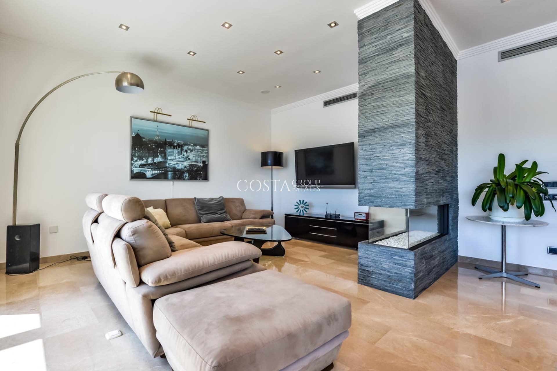 Resale - Villa -
Benissa - Benissa Centro