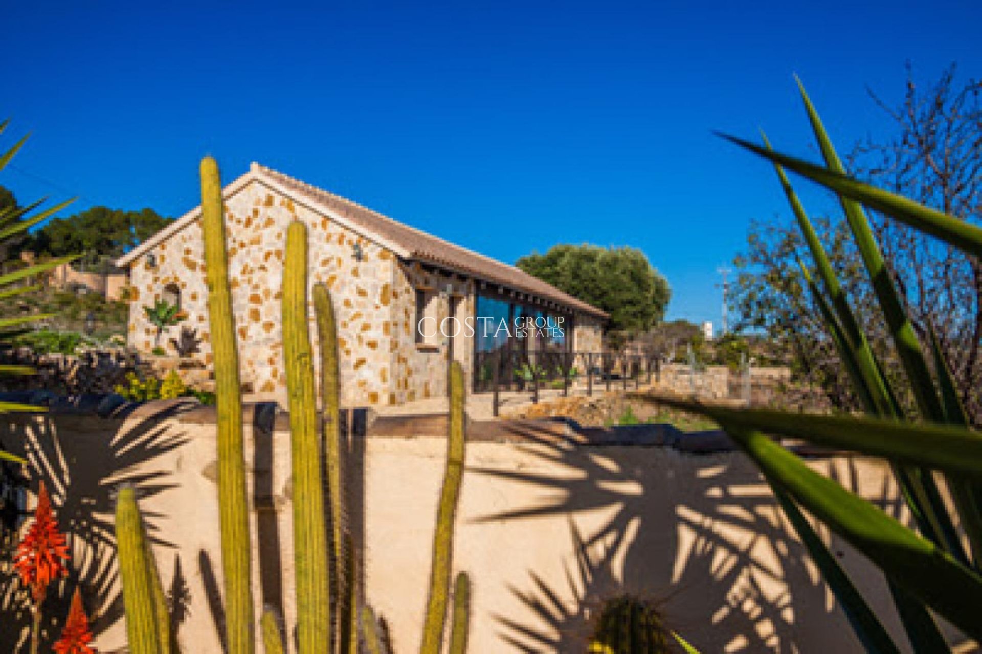 Resale - Villa -
Benissa - Benissa Centro