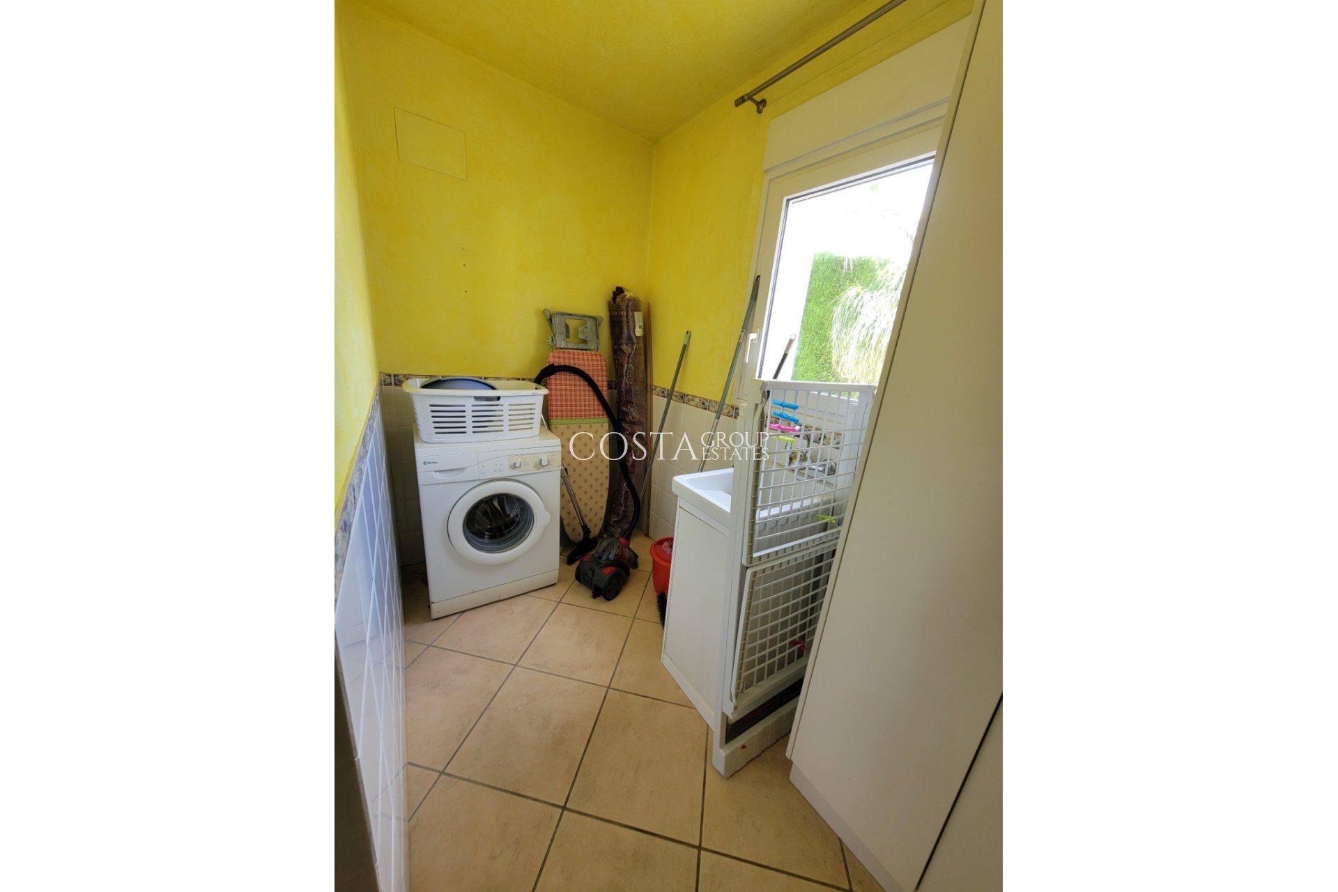Resale - Villa -
Benissa - Benissa Centro