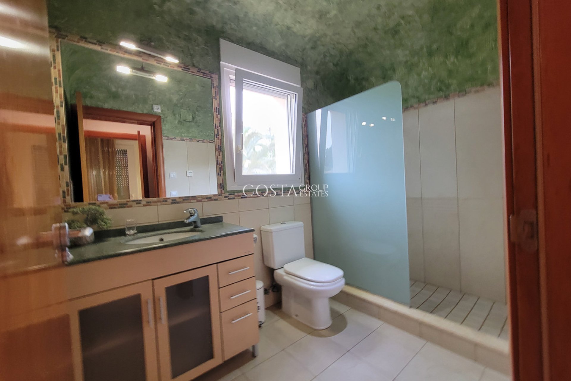 Resale - Villa -
Benissa - Benissa Centro