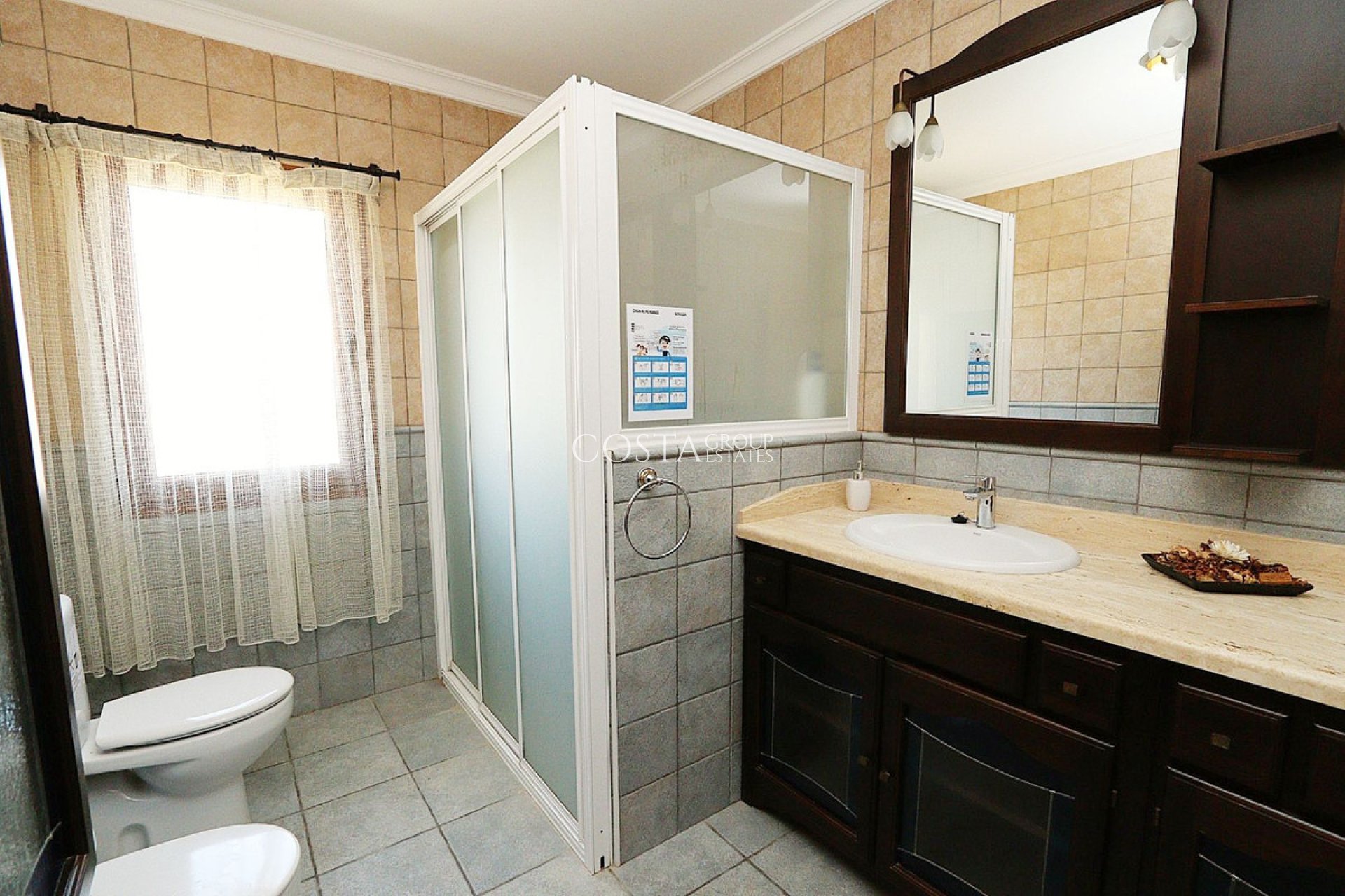 Resale - Villa -
Benissa - Lleus