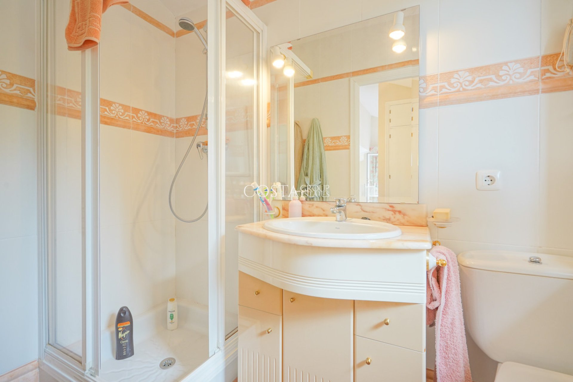 Resale - Villa -
Benitachell - Benitachell Centro