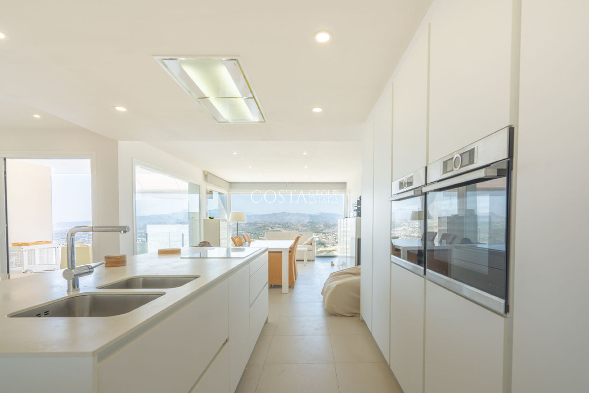 Resale - Villa -
Benitachell - Benitachell Centro