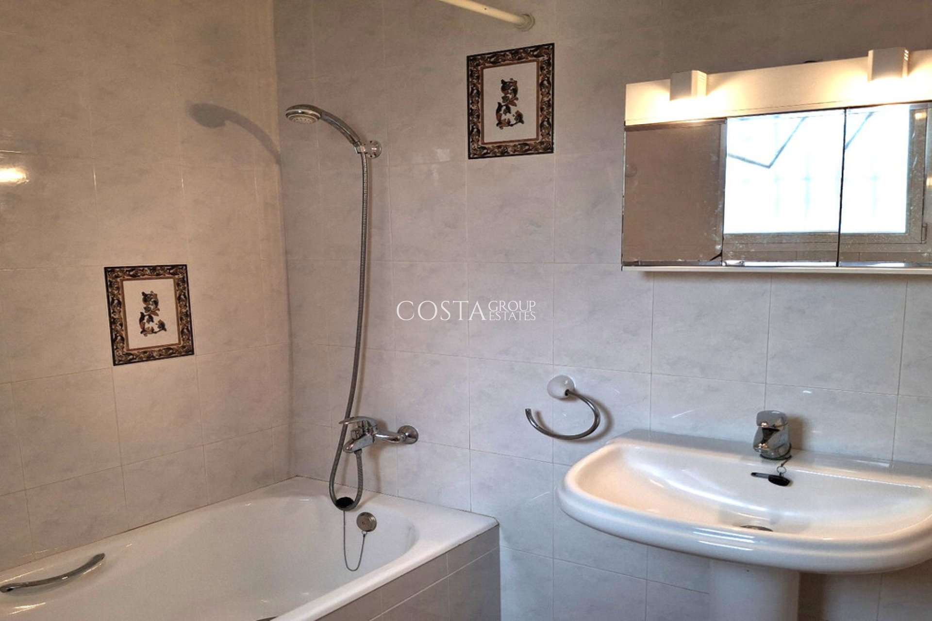 Resale - Villa -
Benitachell - Benitachell Centro