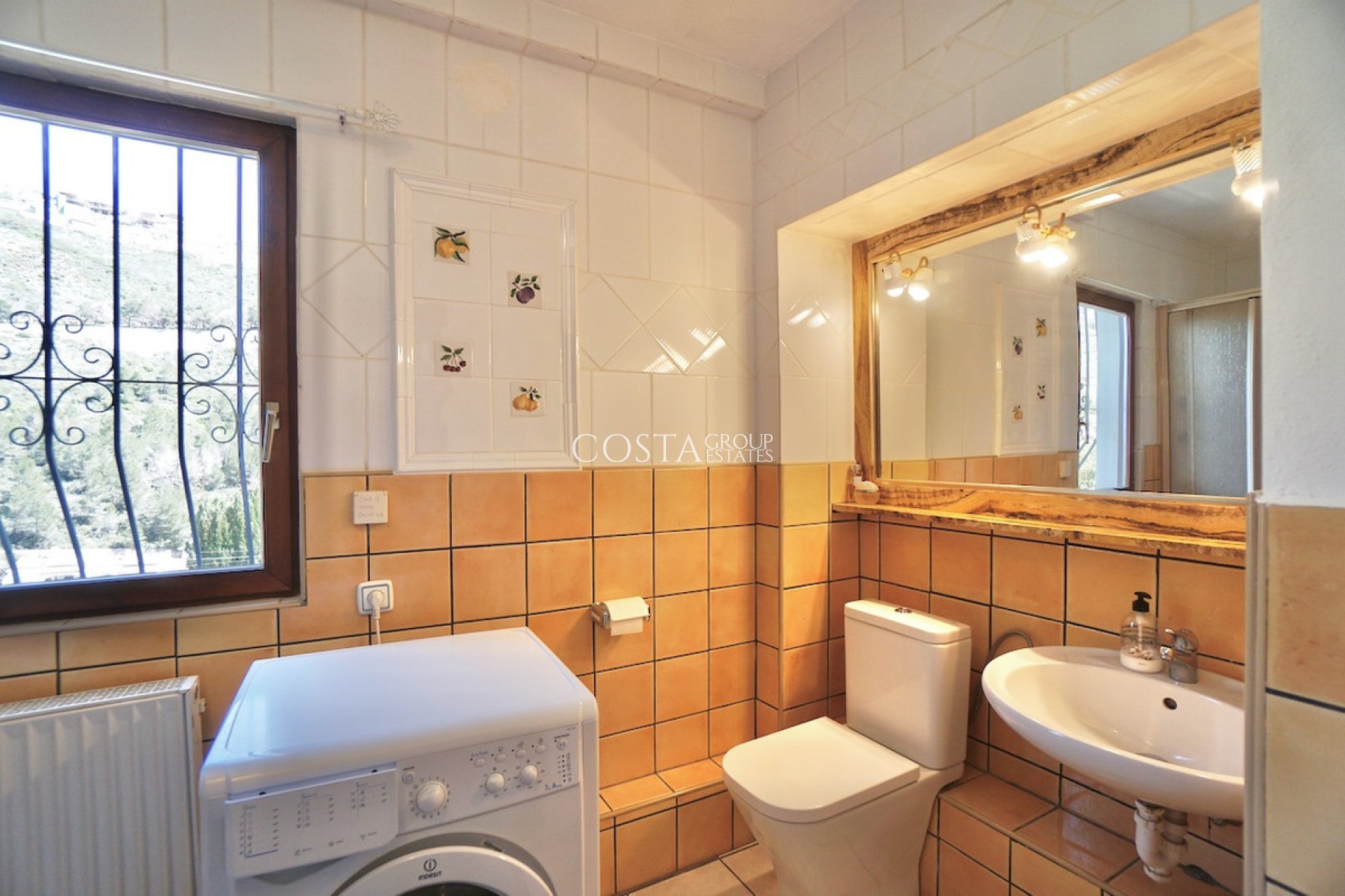 Resale - Villa -
Benitachell - Benitachell Centro