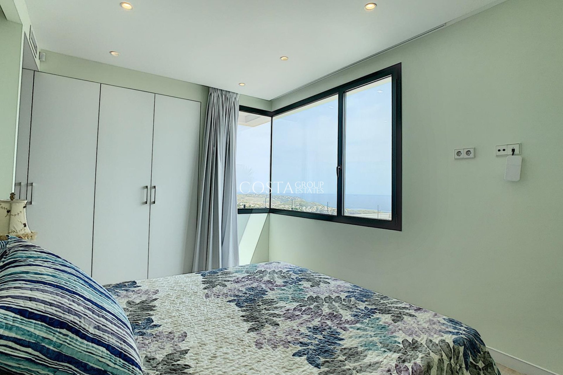 Resale - Villa -
Benitachell - Benitachell Centro