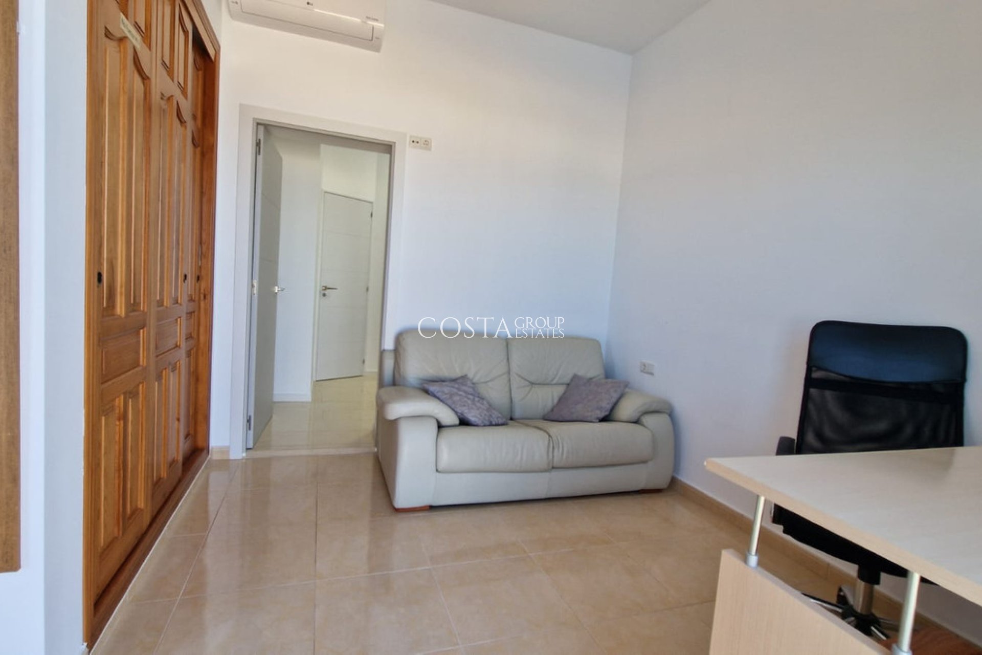 Resale - Villa -
Benitachell - Cumbre Del Sol